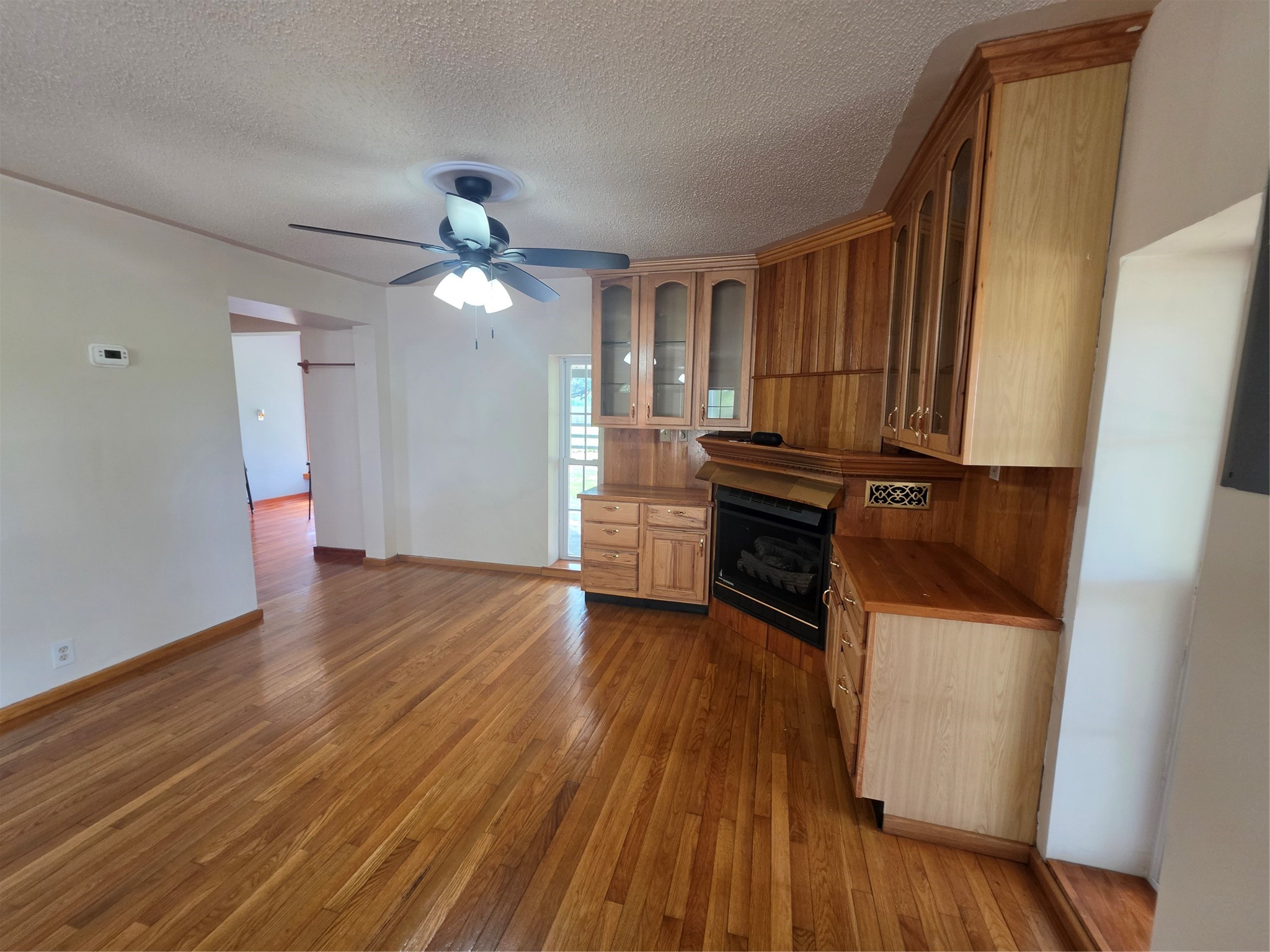8435 Peters Road Property Photo 10
