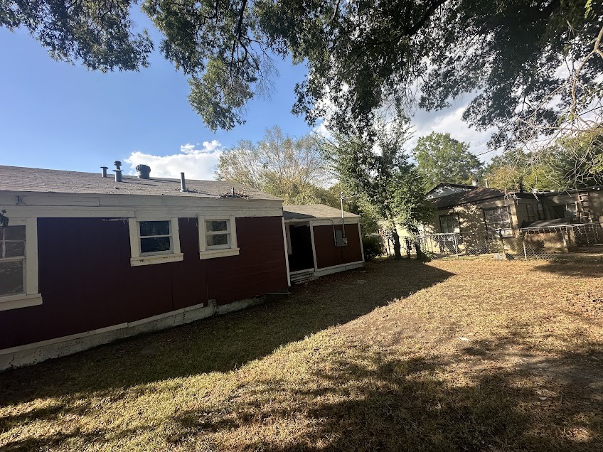 720 Macarthur Avenue Property Photo 12