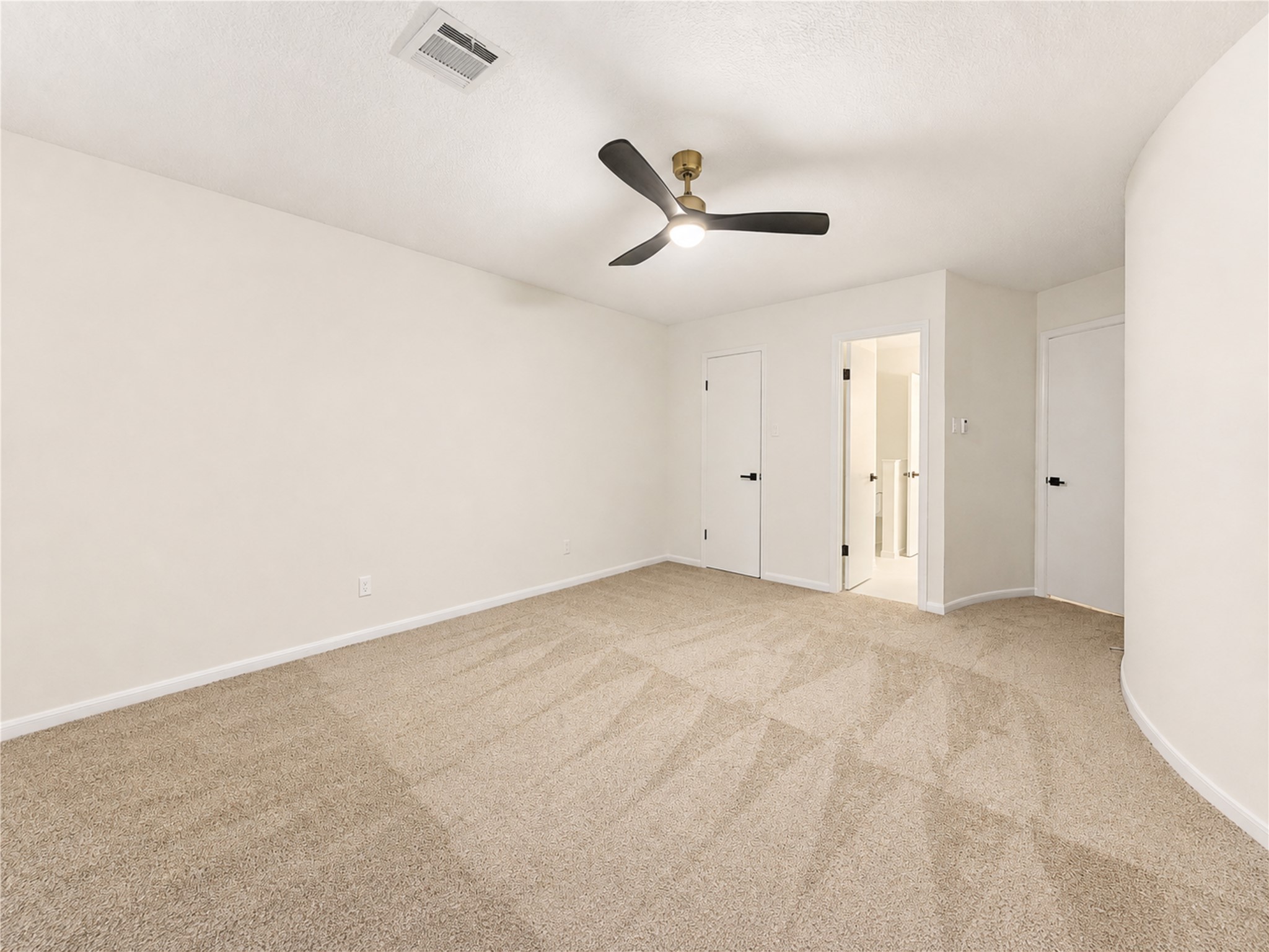 20610 Castle Bend Drive Property Photo 32