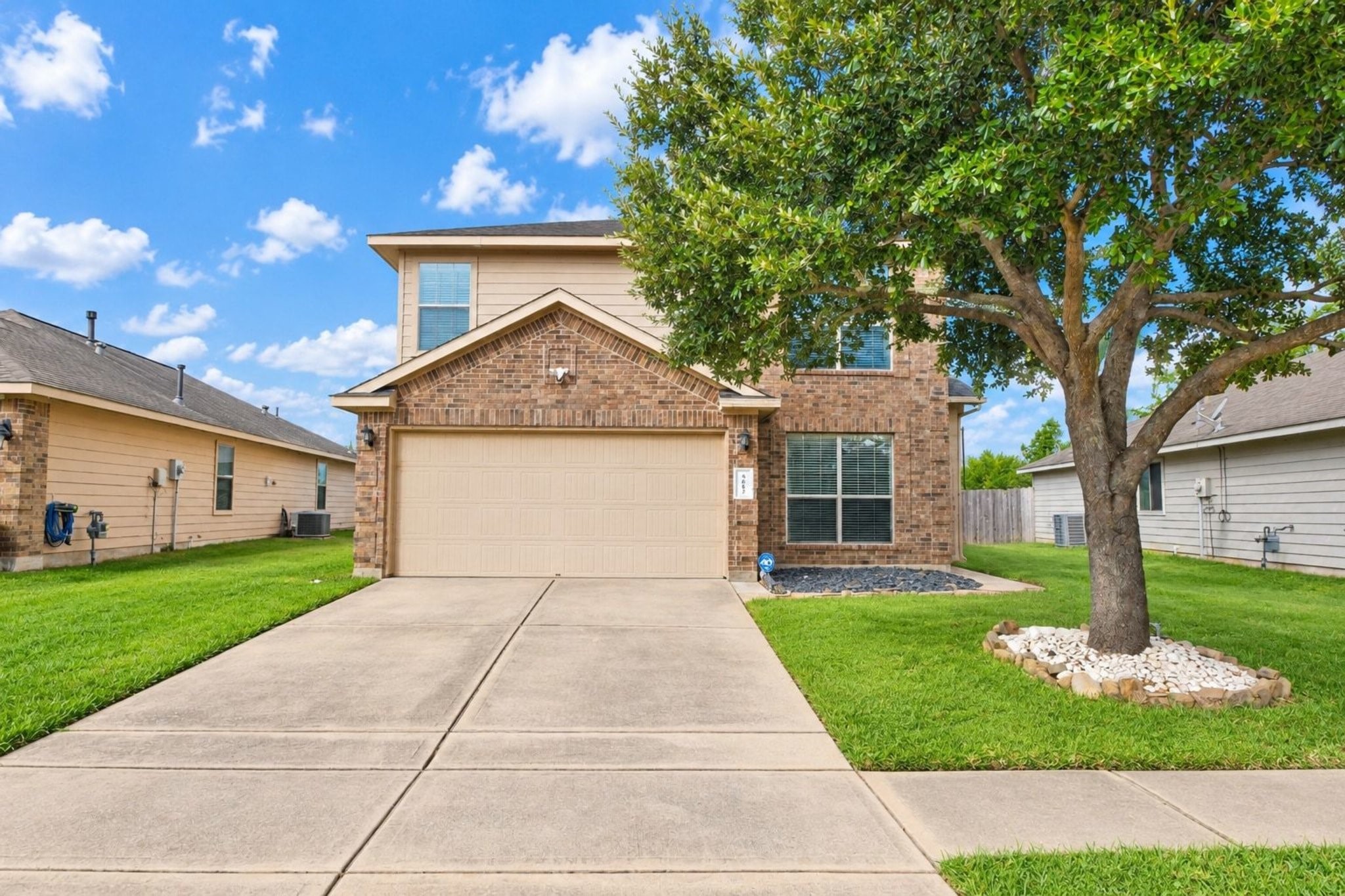 5615 Sunfall Bend Lane Property Photo 1