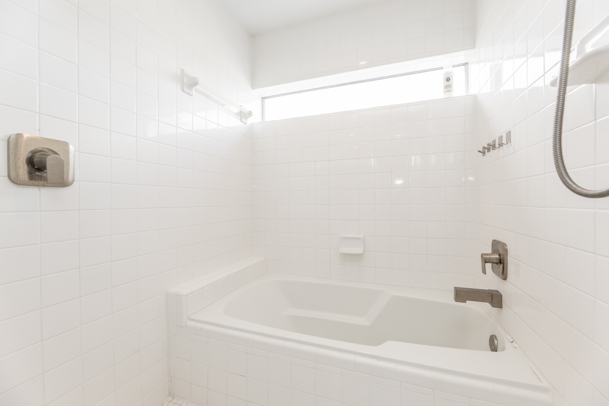 2714 Chenevert Street Property Photo 34