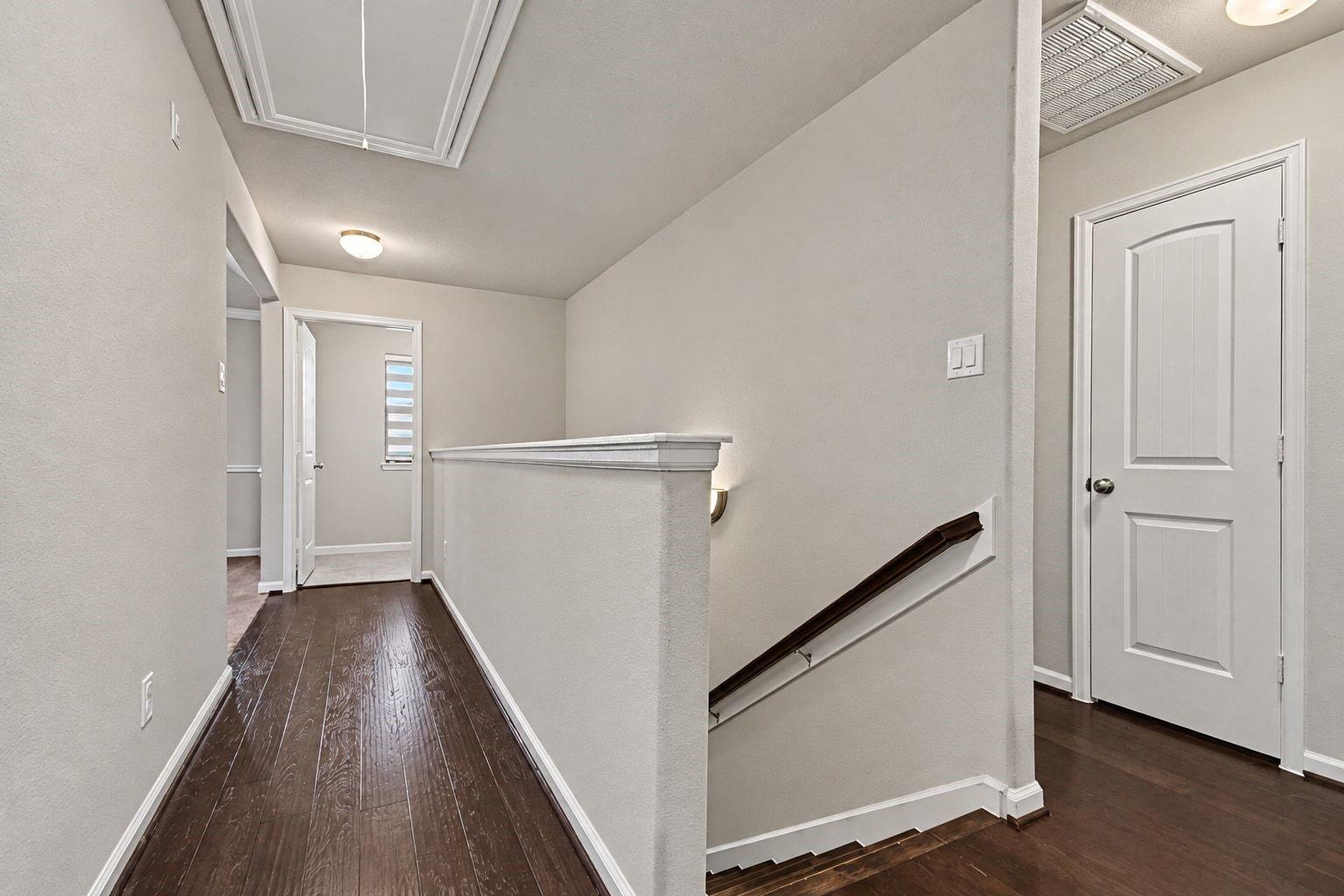 1154 W 10th Street Property Photo 13