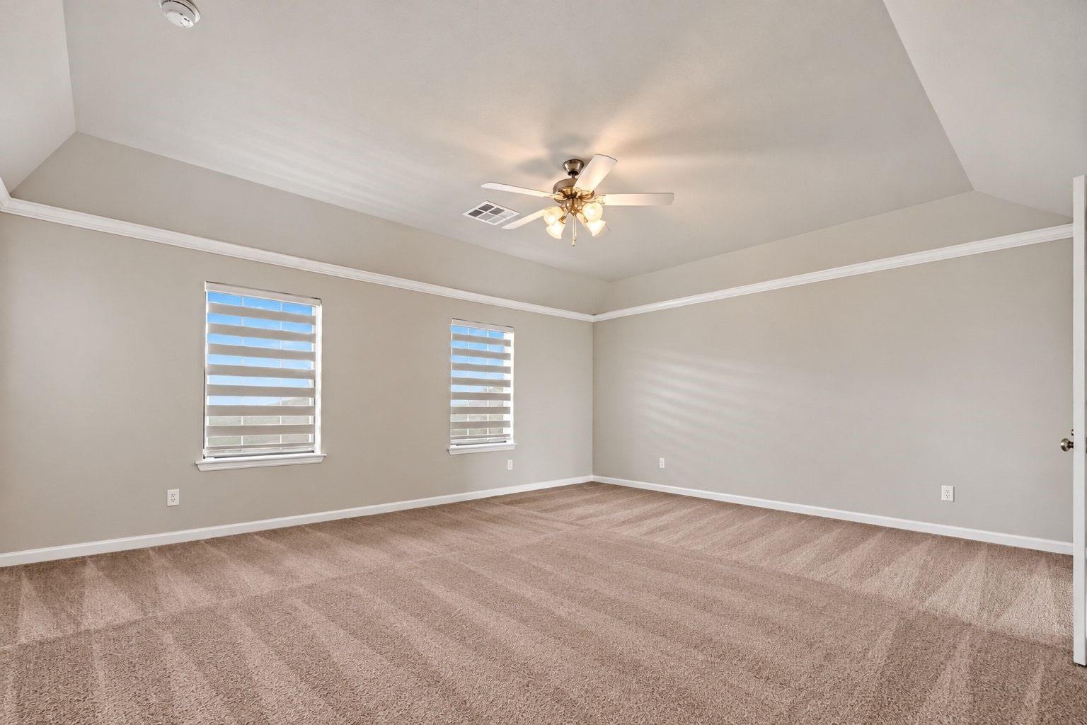 1154 W 10th Street Property Photo 14