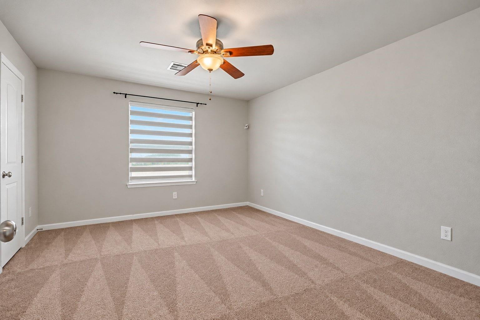 1154 W 10th Street Property Photo 24