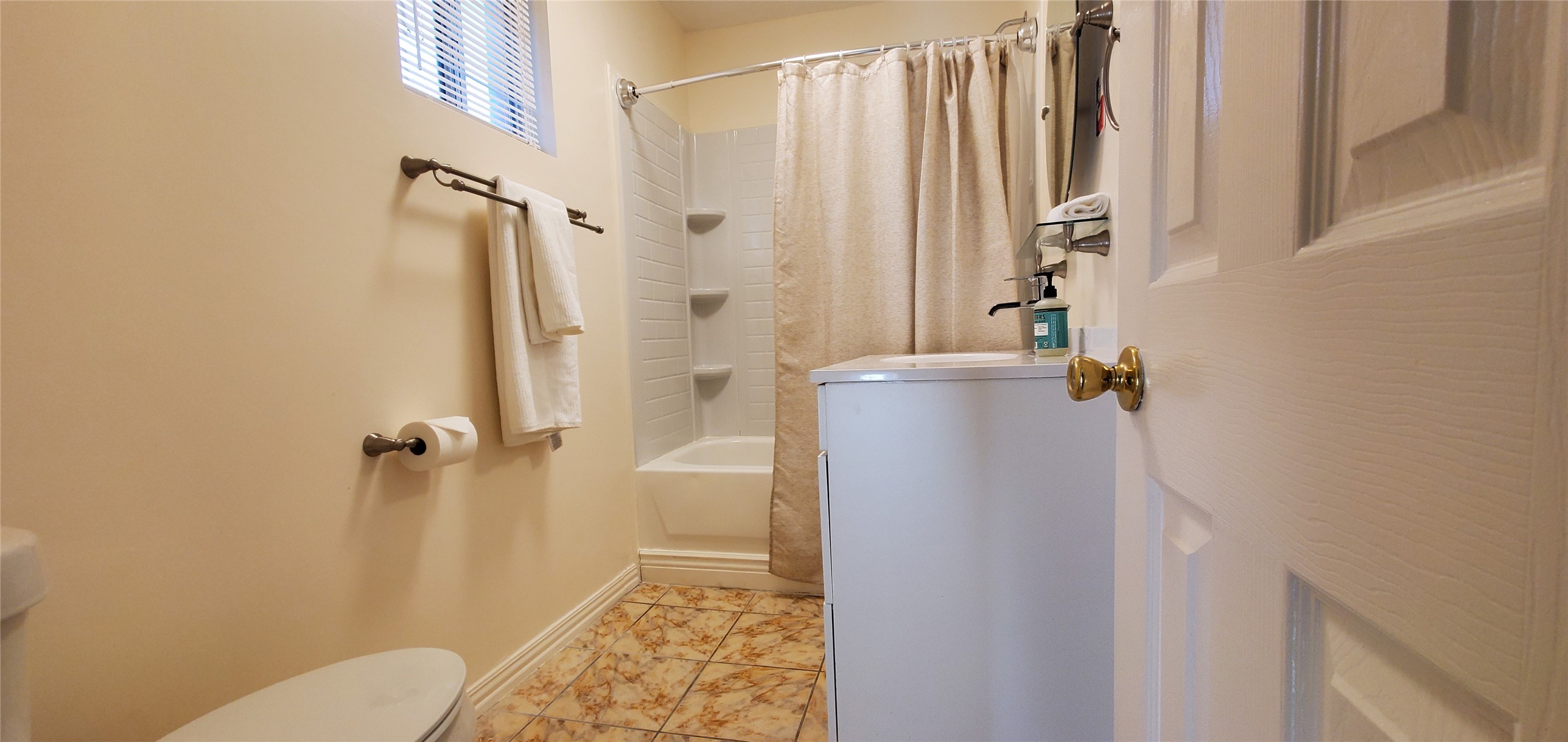 17018 Water Oak Drive Property Photo 27