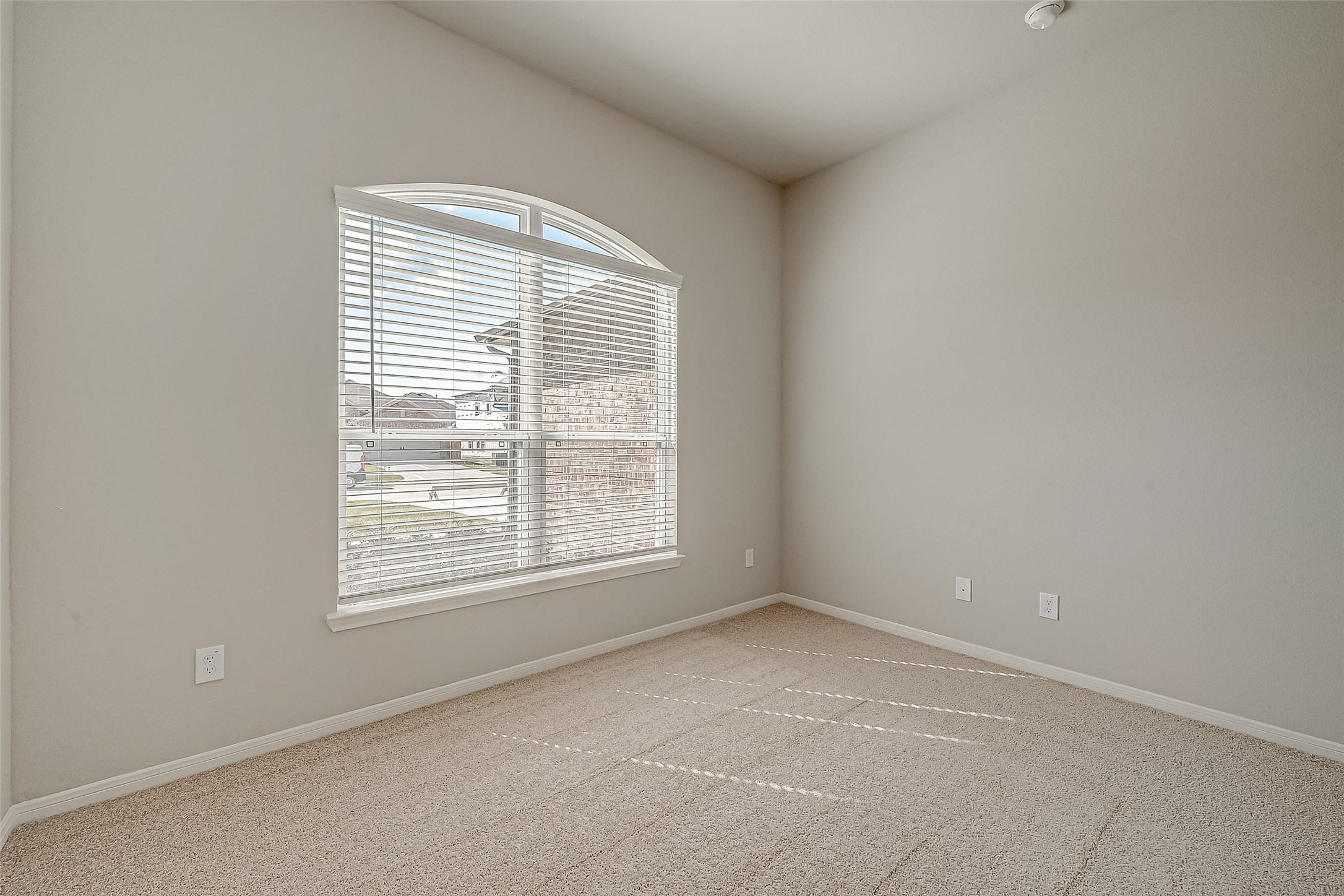 2212 Port Jackson Property Photo 24