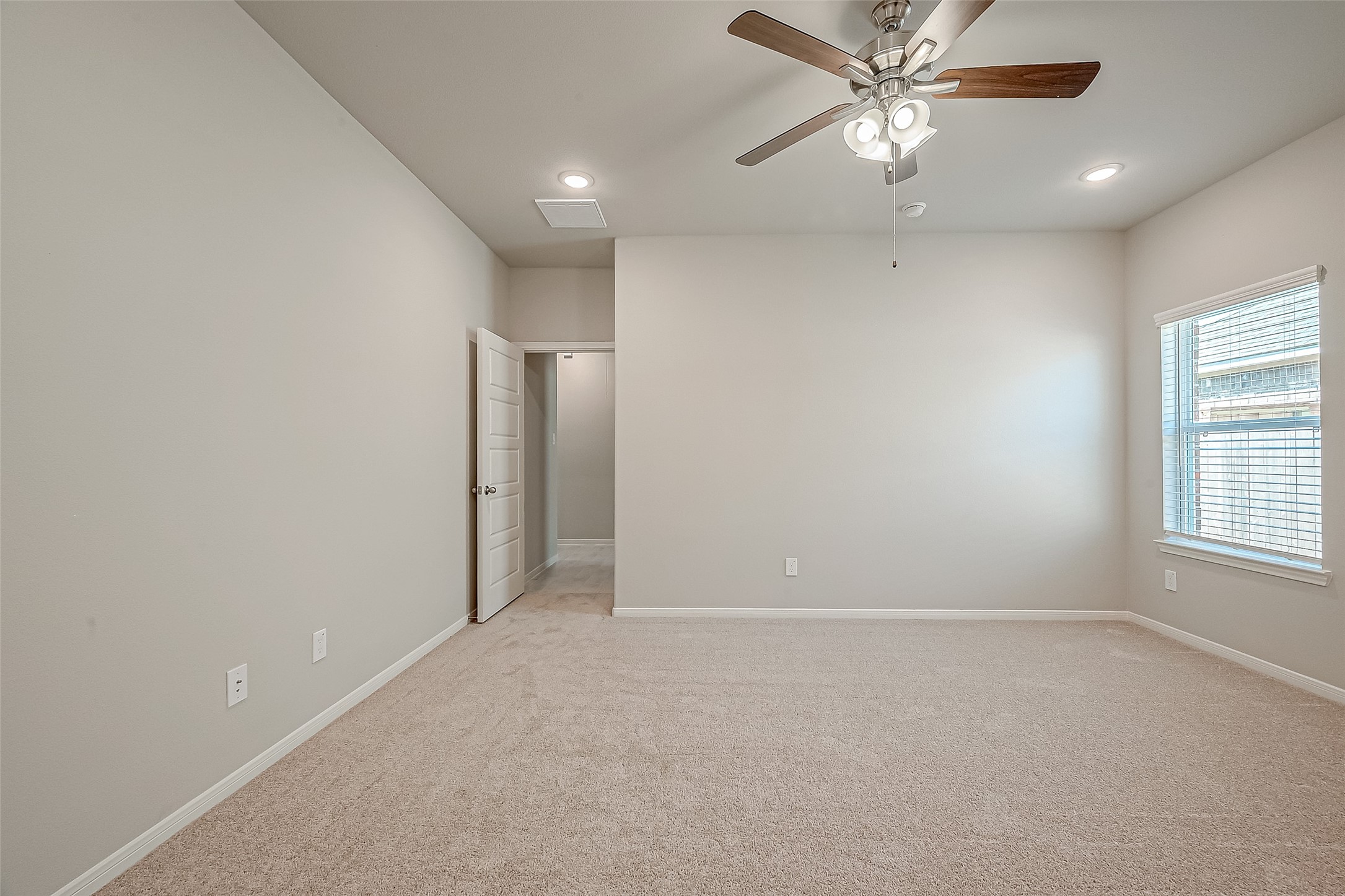 2212 Port Jackson Property Photo 39