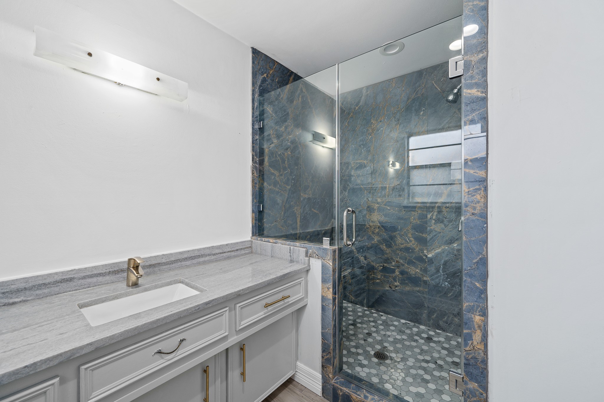 10623 Wickersham Lane Property Photo 36