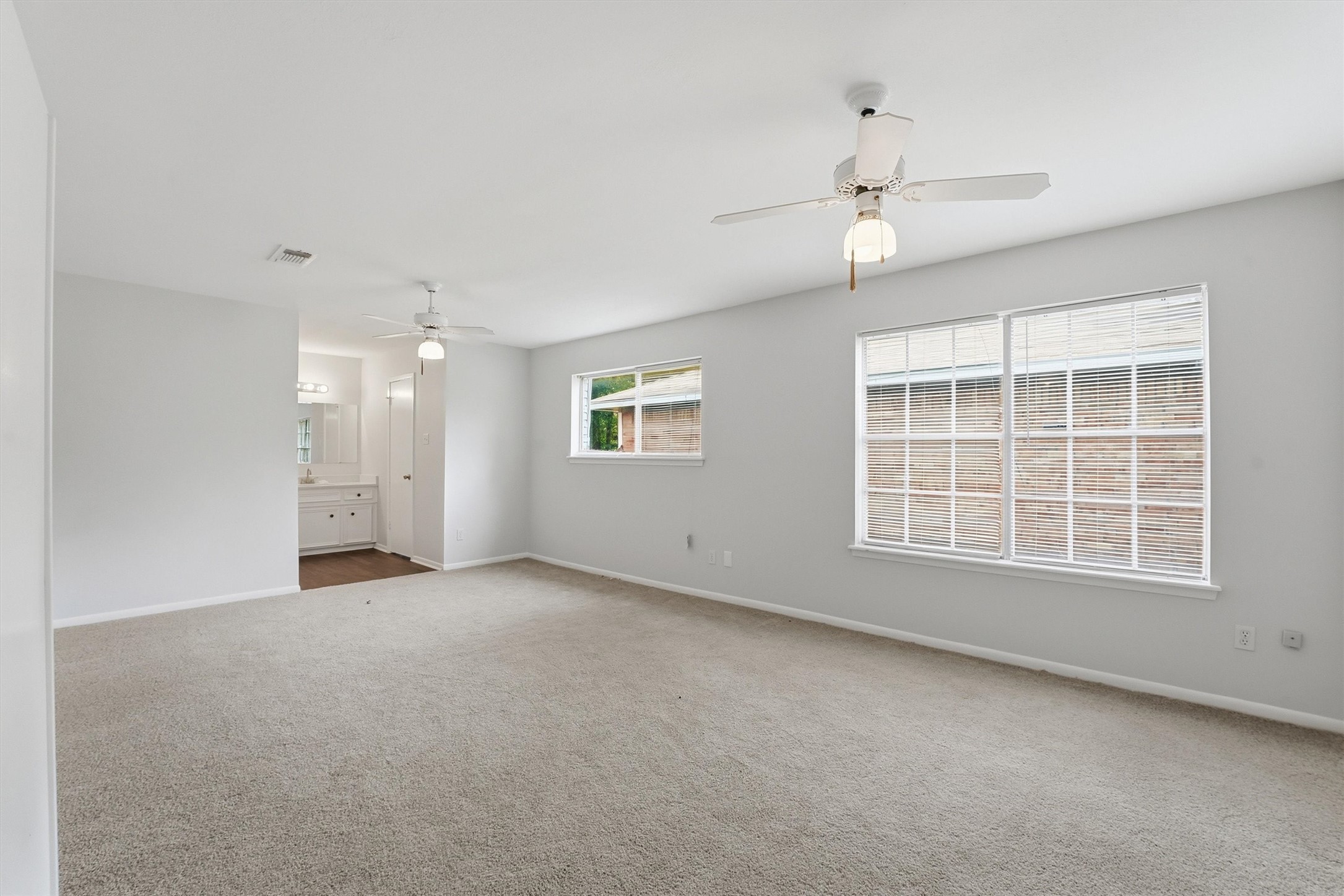 430 Eastwood Drive Property Photo 17