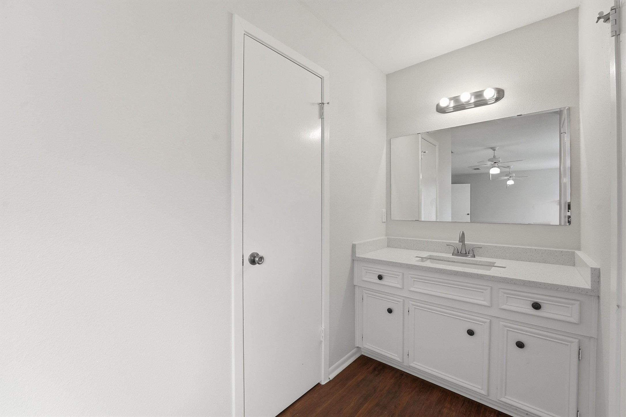 430 Eastwood Drive Property Photo 20