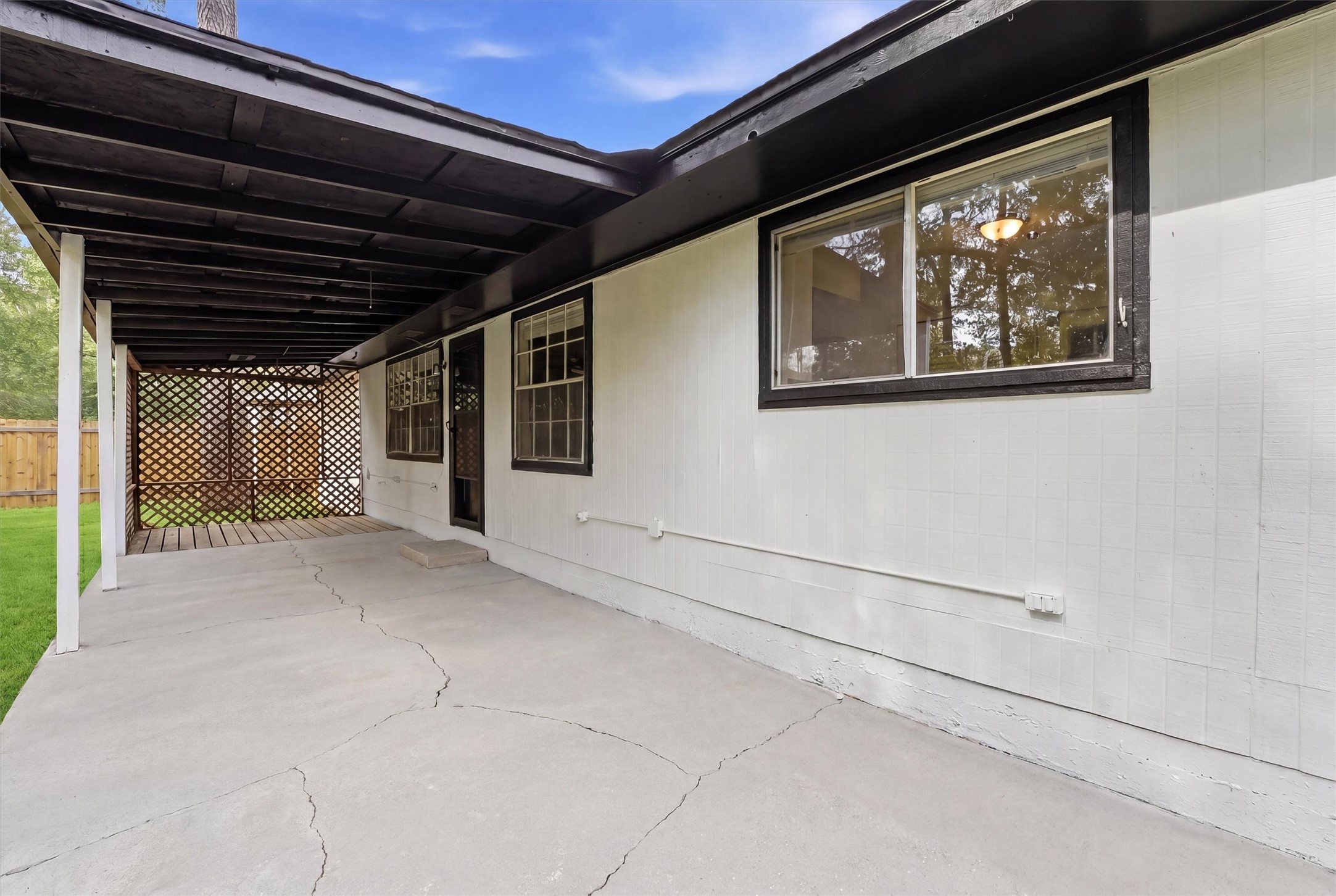 430 Eastwood Drive Property Photo 29