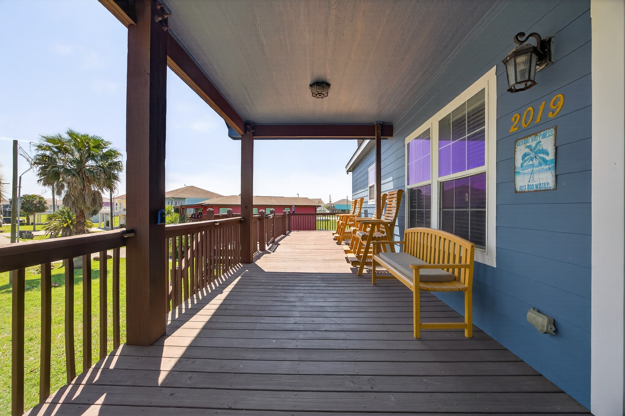 2019 Flamingo Drive Property Photo 5