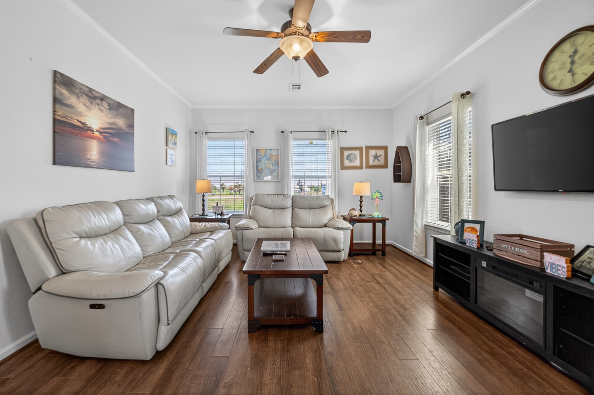2019 Flamingo Drive Property Photo 9