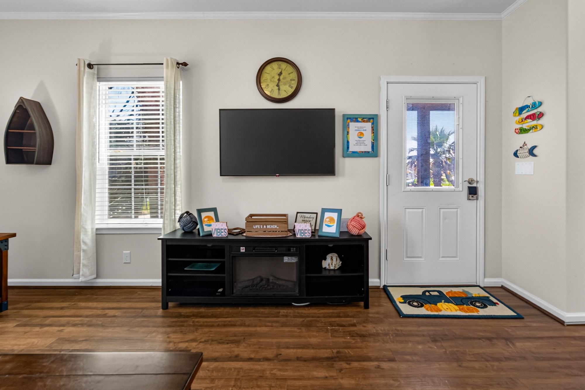 2019 Flamingo Drive Property Photo 10