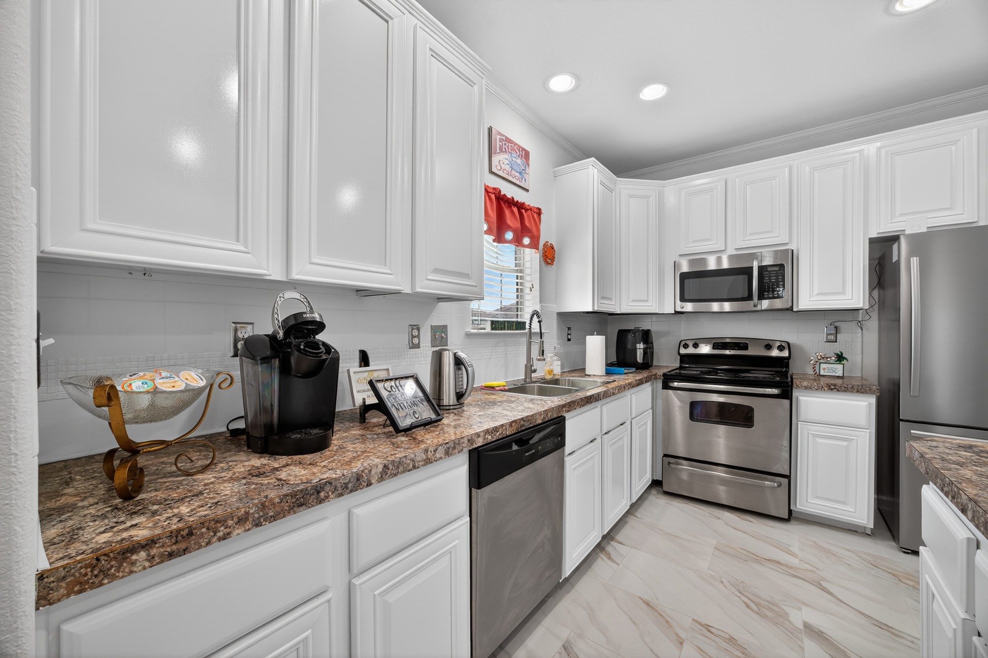 2019 Flamingo Drive Property Photo 14