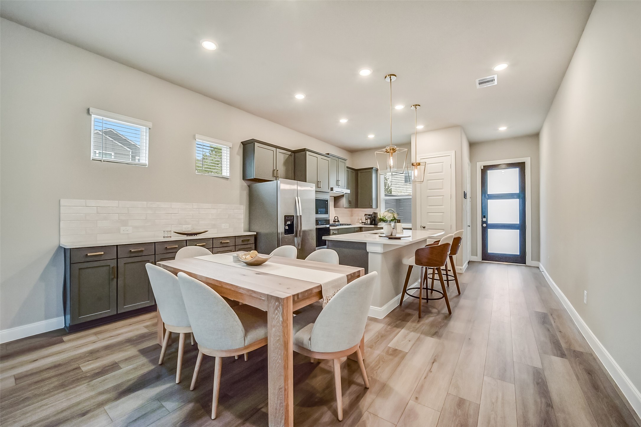 4204 Weathered Oak Drive Property Photo 10
