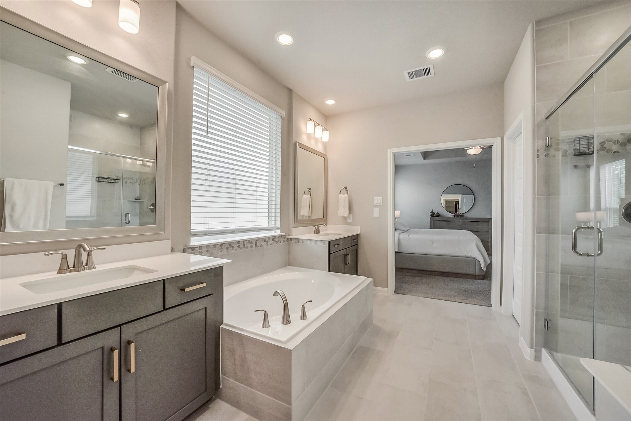 4204 Weathered Oak Drive Property Photo 19