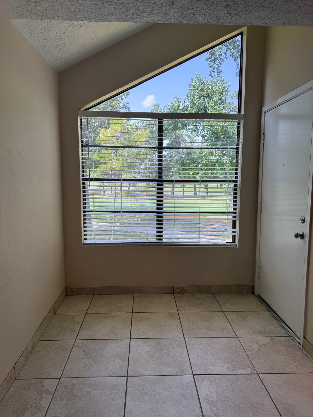 12900 Walden Road 1012 J Property Photo 28