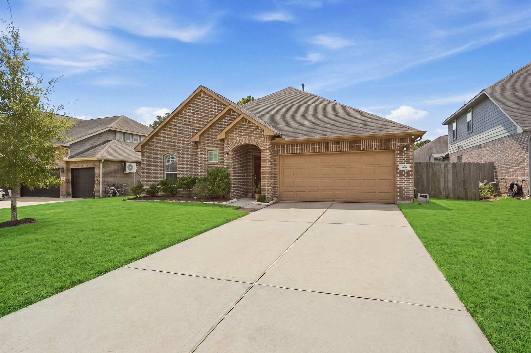 619 Yoke Drive Property Photo 3