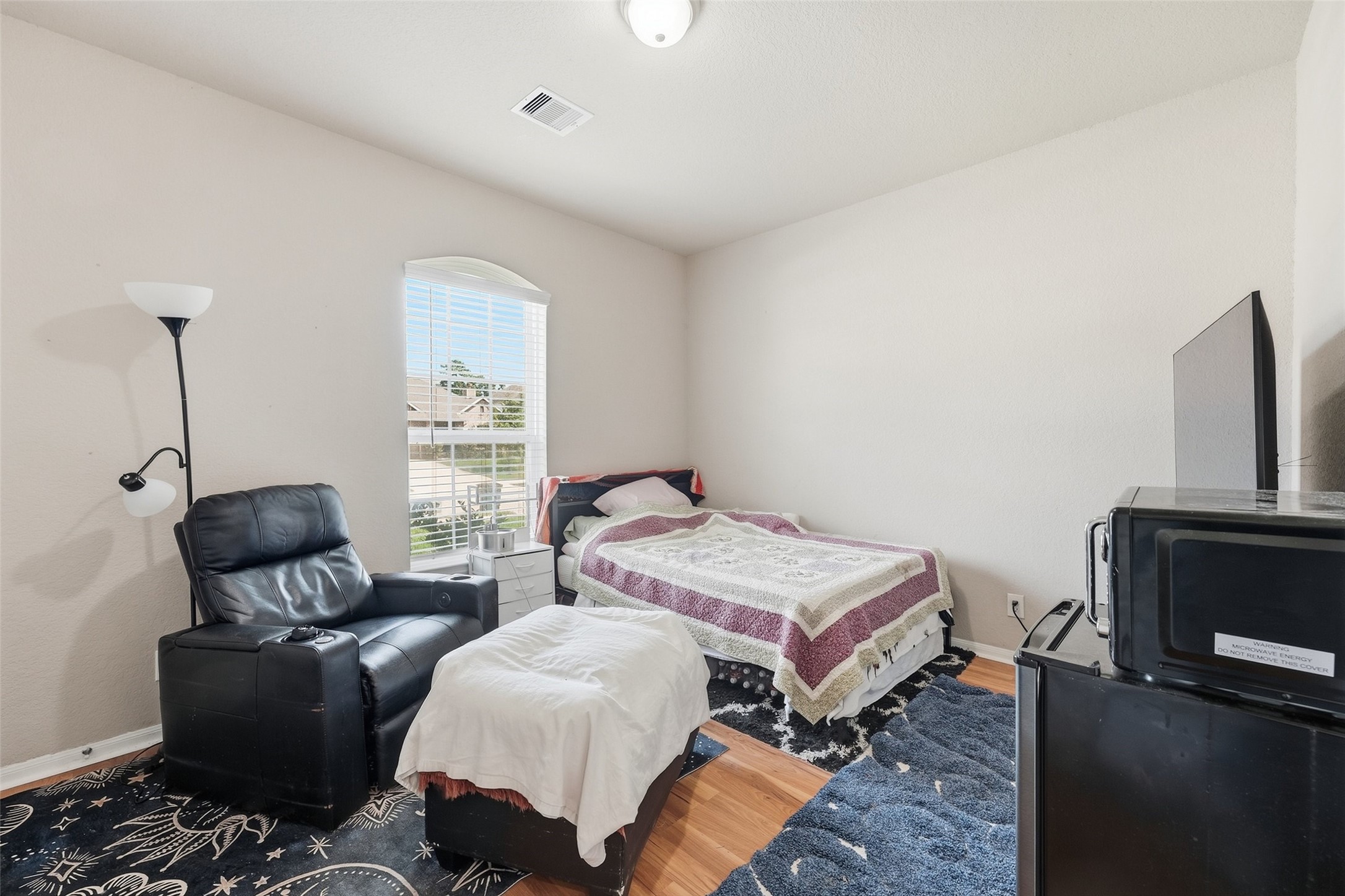 619 Yoke Drive Property Photo 7