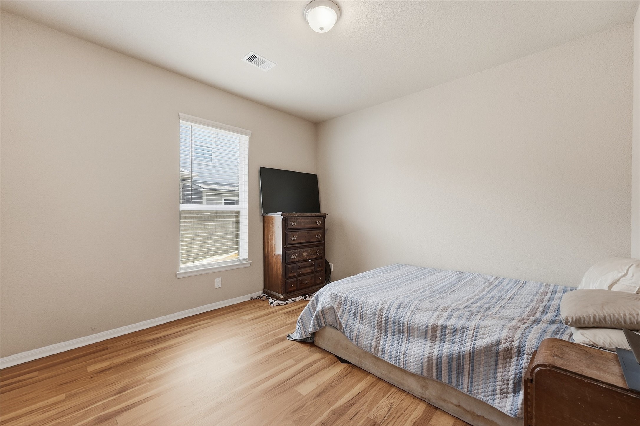 619 Yoke Drive Property Photo 8