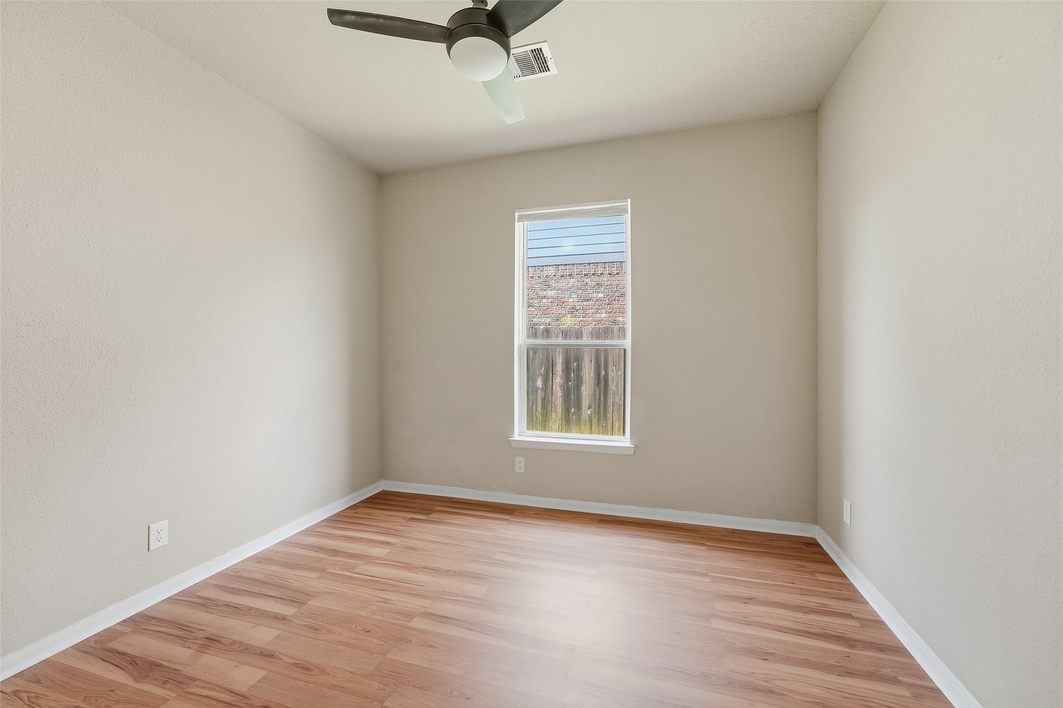 619 Yoke Drive Property Photo 9