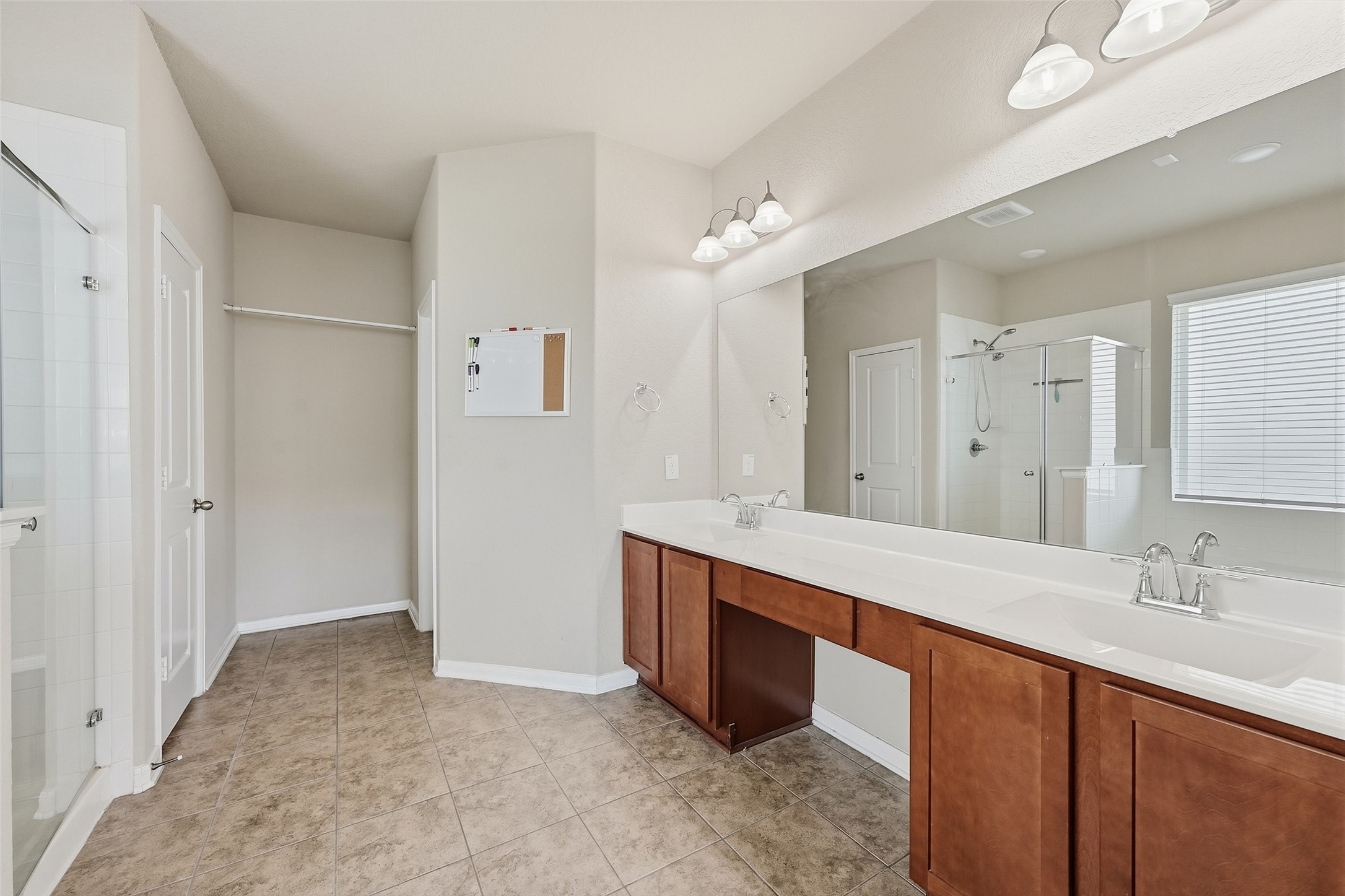 619 Yoke Drive Property Photo 12