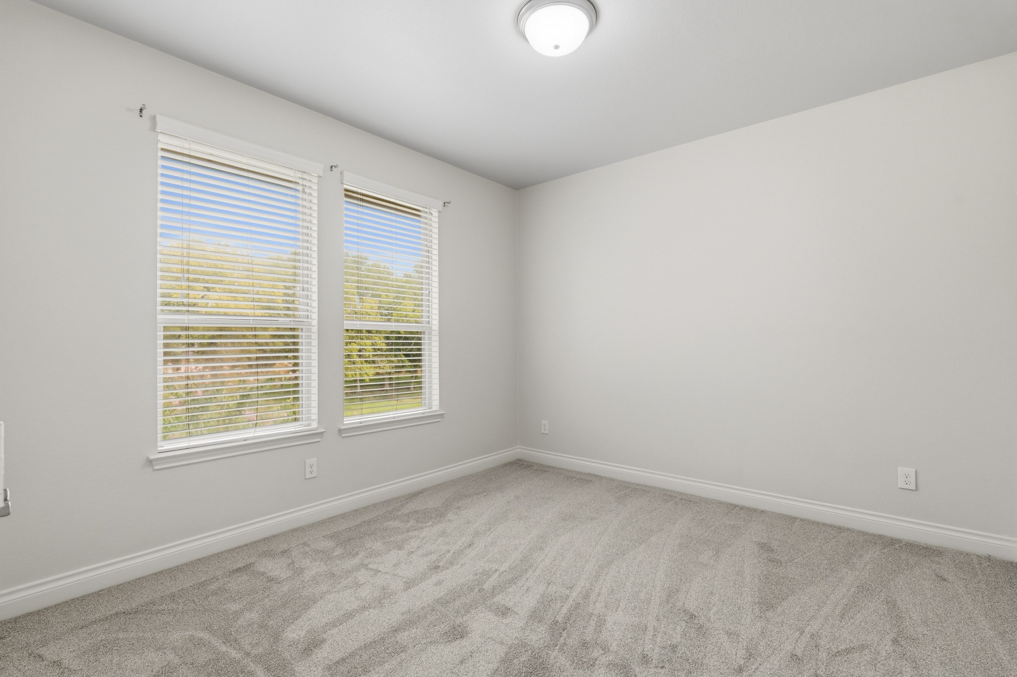 9527 Scanlan Heights Lane Property Photo 29