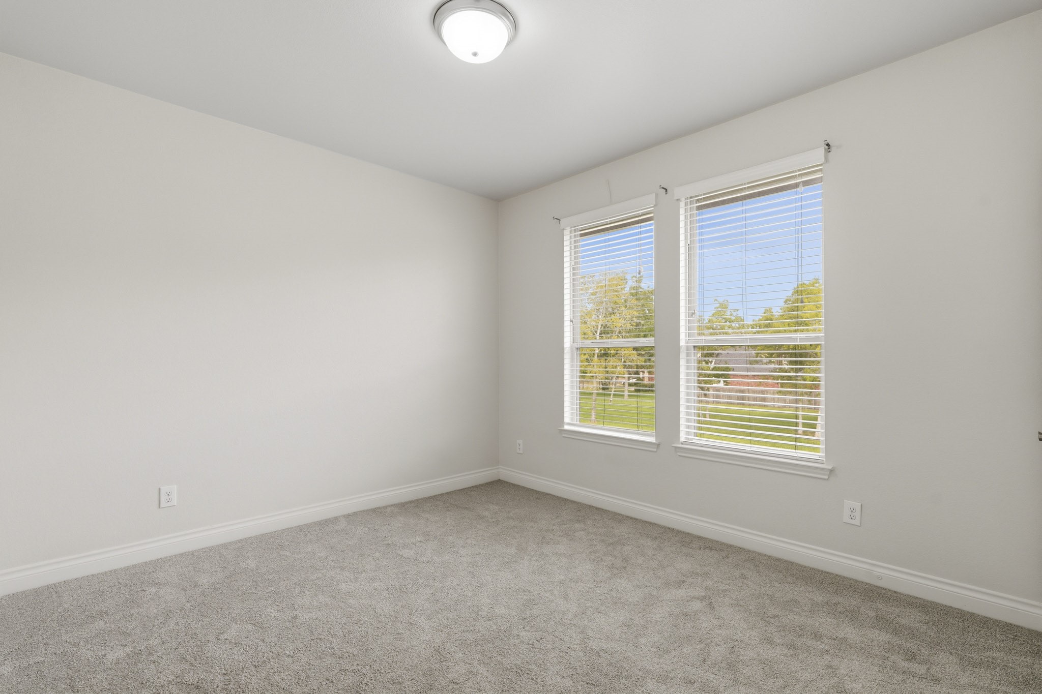9527 Scanlan Heights Lane Property Photo 31