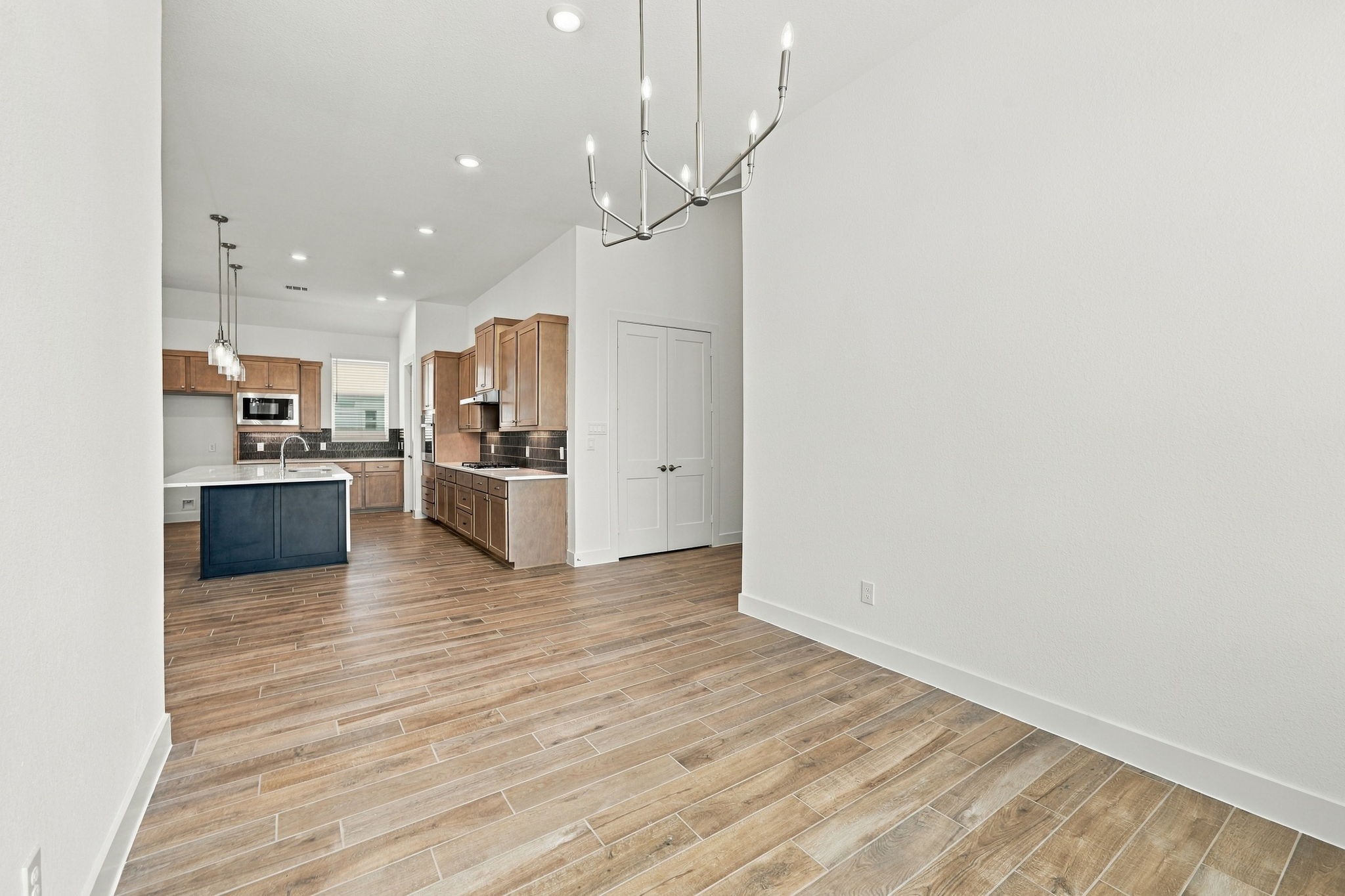 701 Green Ash Way Property Photo 18