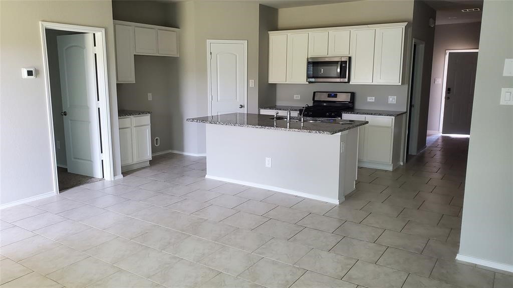 22514 Busalla Trail Property Photo 8