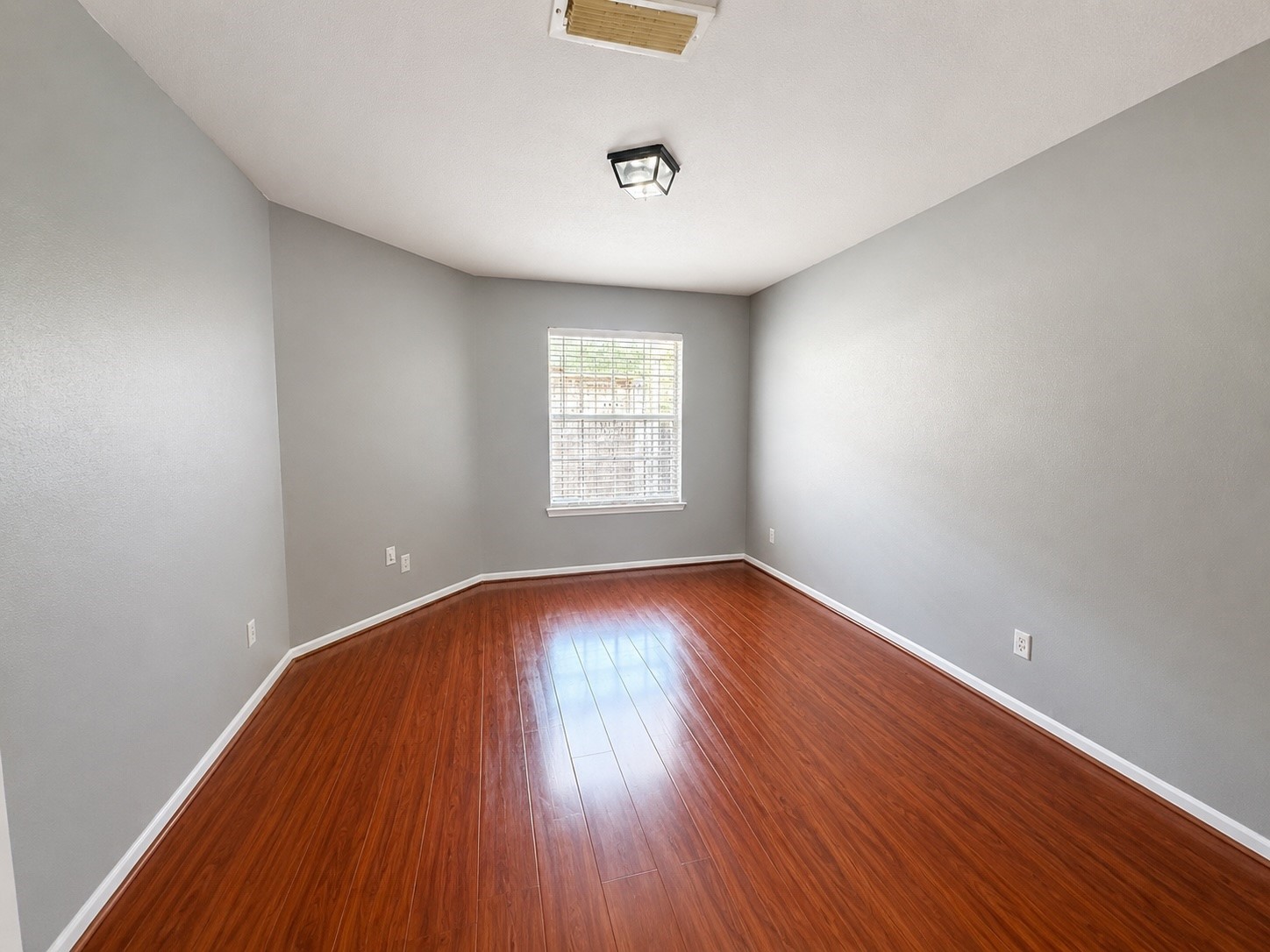 10843 Braes Bend Drive Property Photo 5