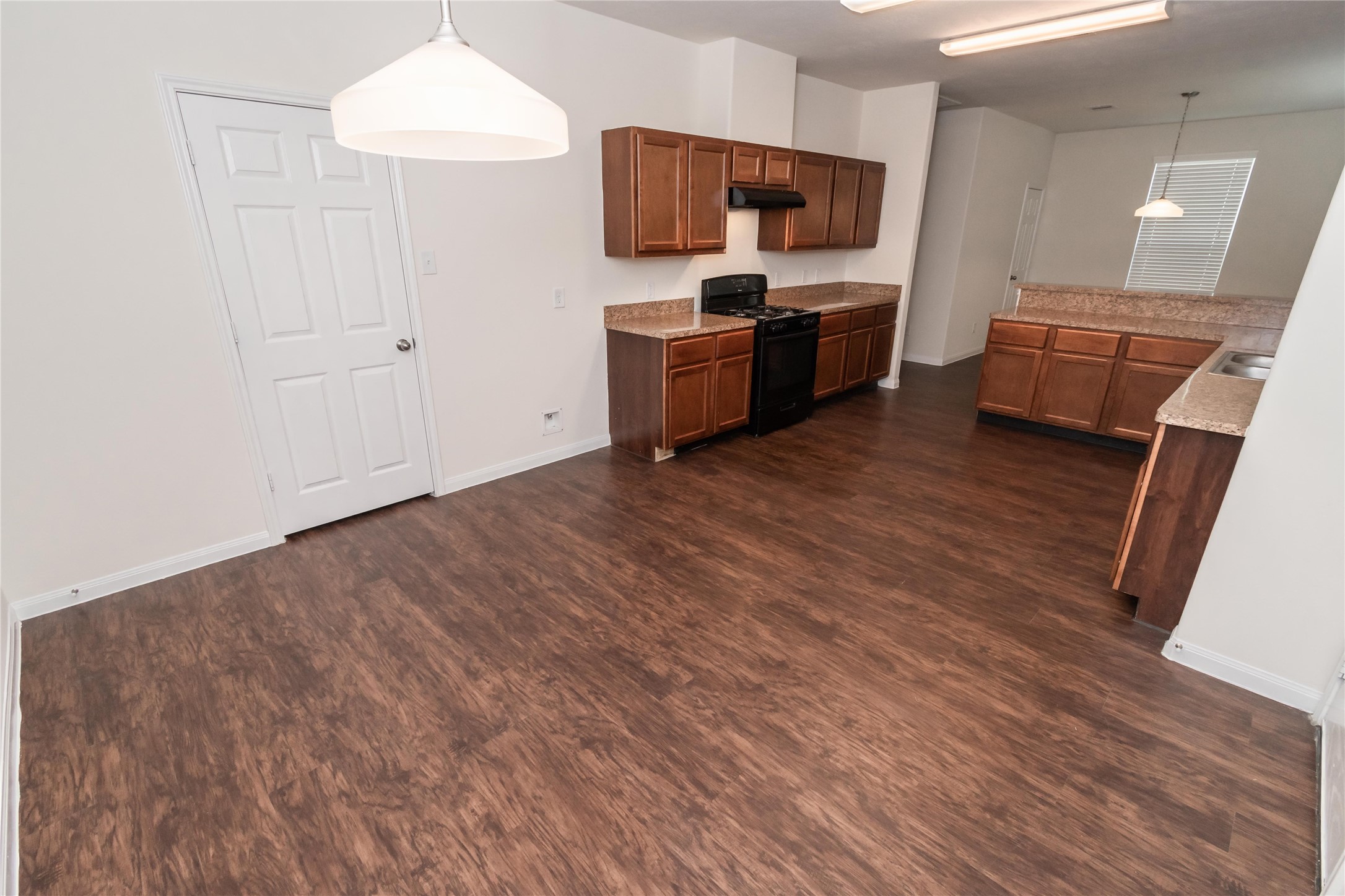 5603 Straight Way Property Photo 5