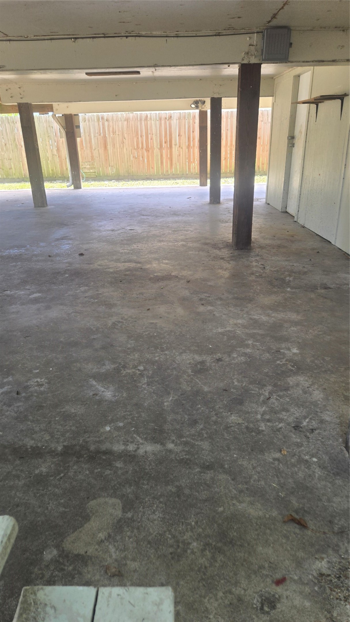 3810 Chanterway Street Property Photo 9