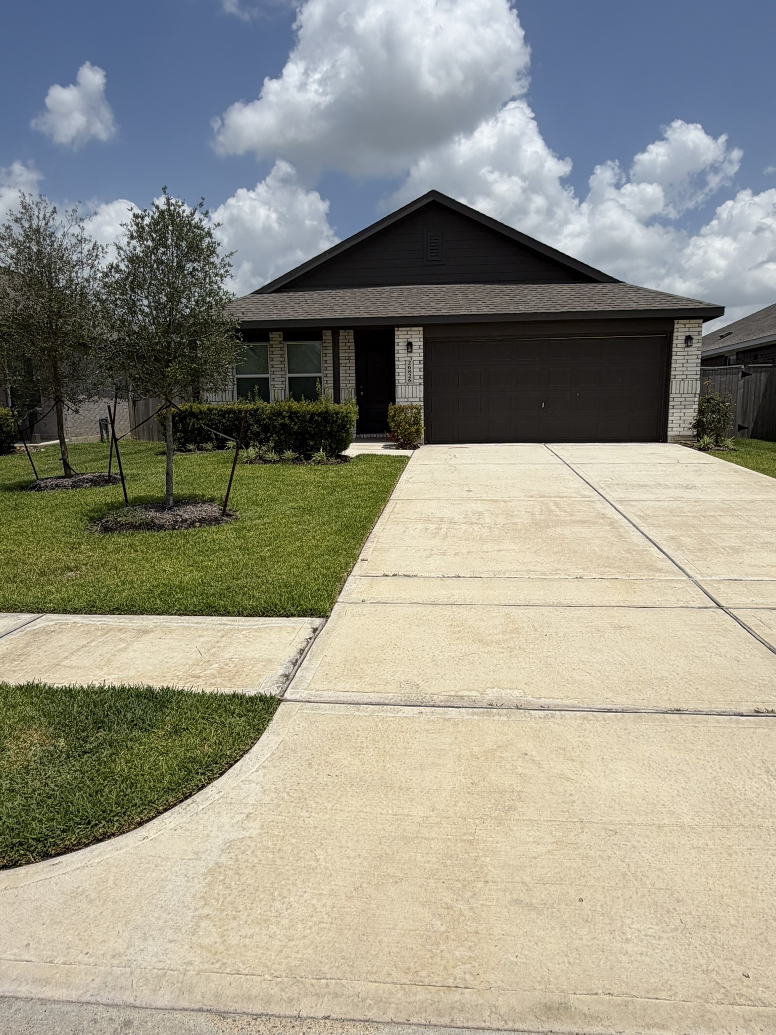 26826 Zebra Grass Drive Property Photo 1