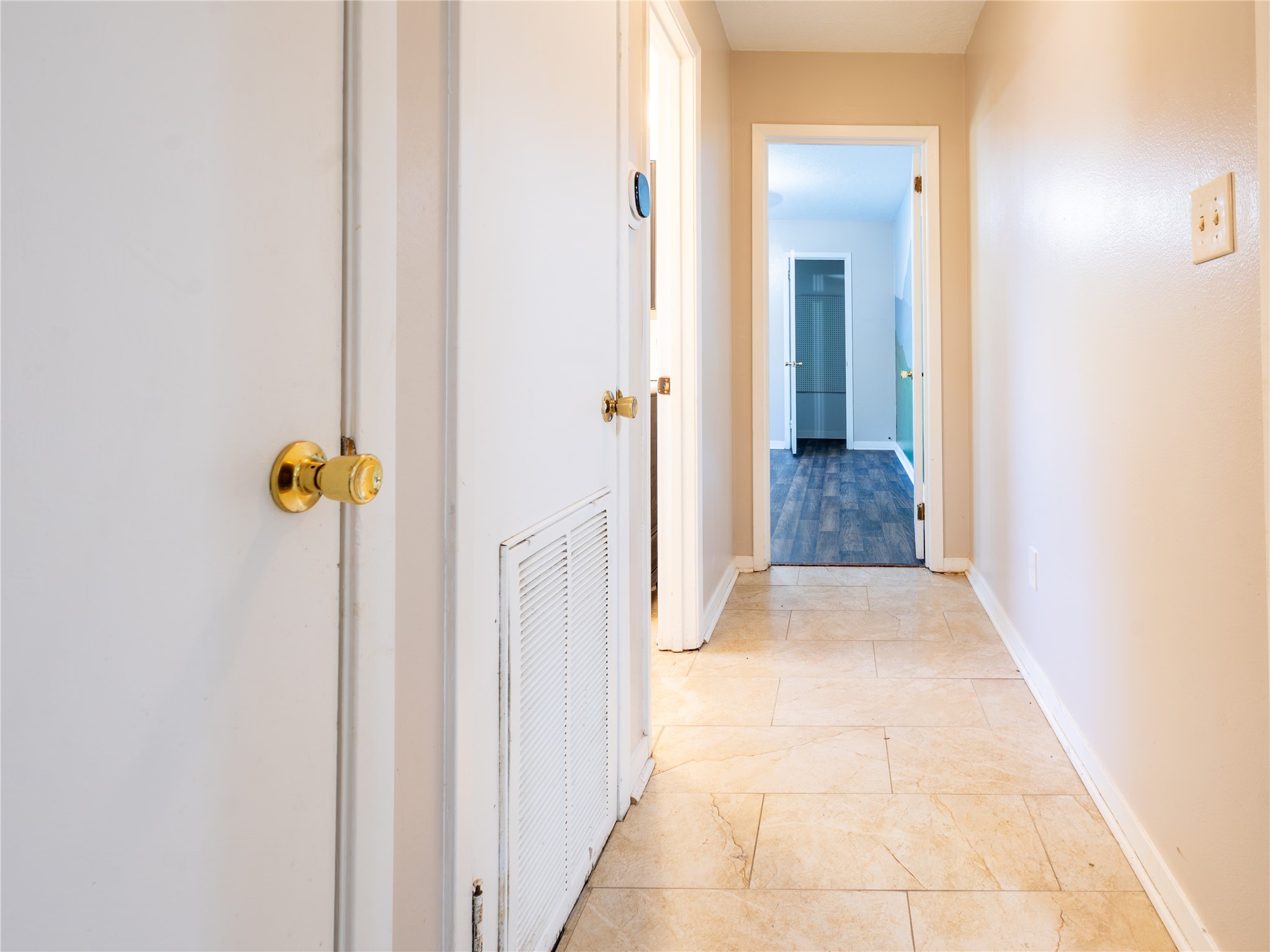 2728 Encino Property Photo 14