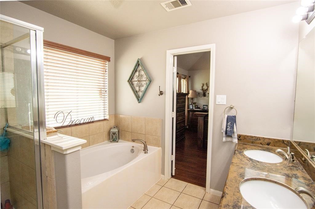 8134 Silent Deep Drive Property Photo 10