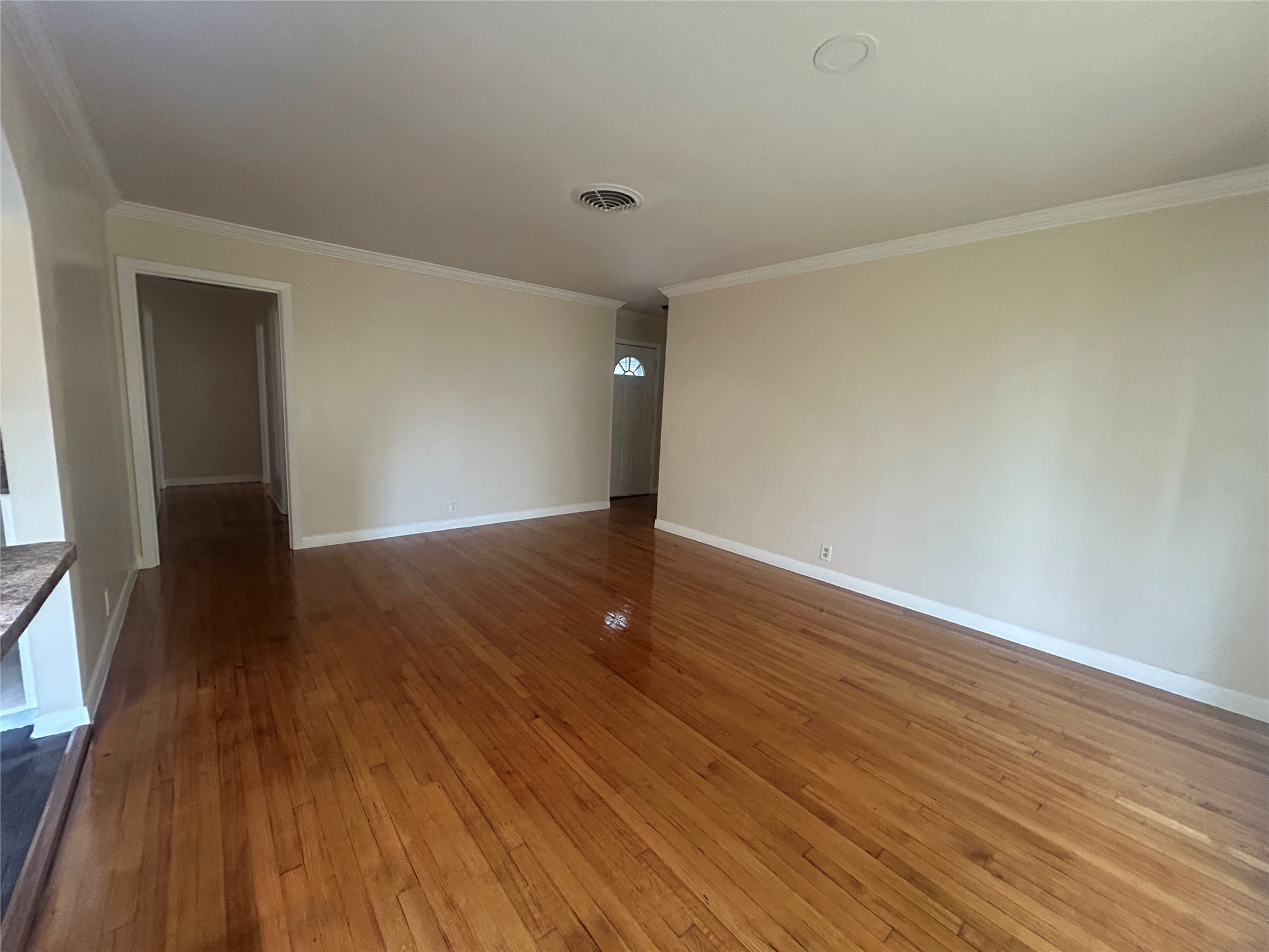 10211 Hinds Street Property Photo 7