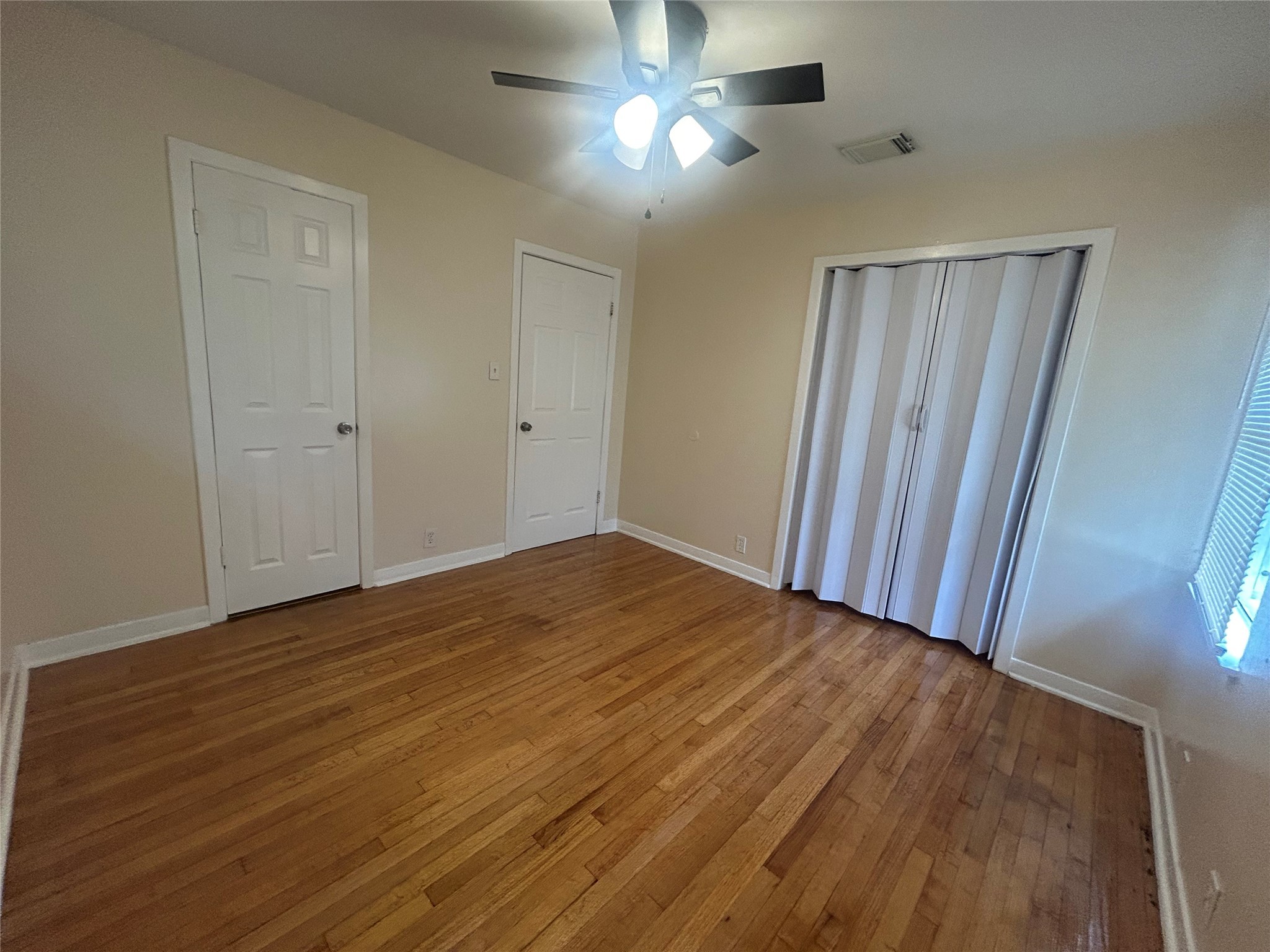 10211 Hinds Street Property Photo 10