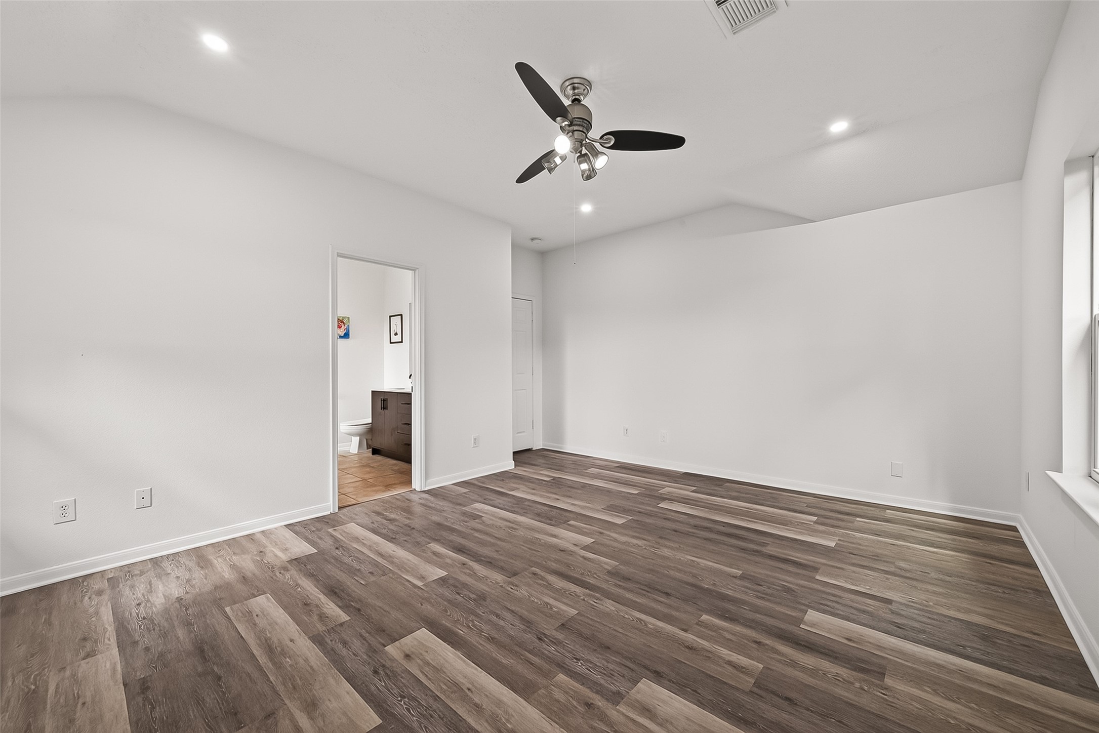 5535 Gable Meadows Drive Property Photo 35