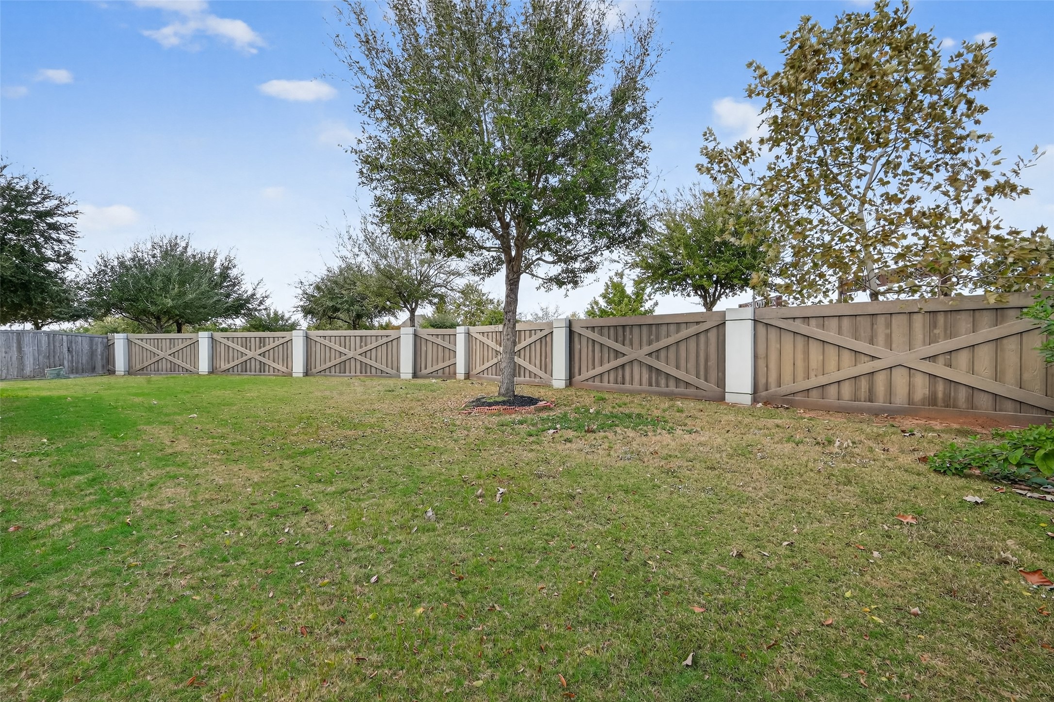 710 Butterfly Garden Trail Property Photo 49
