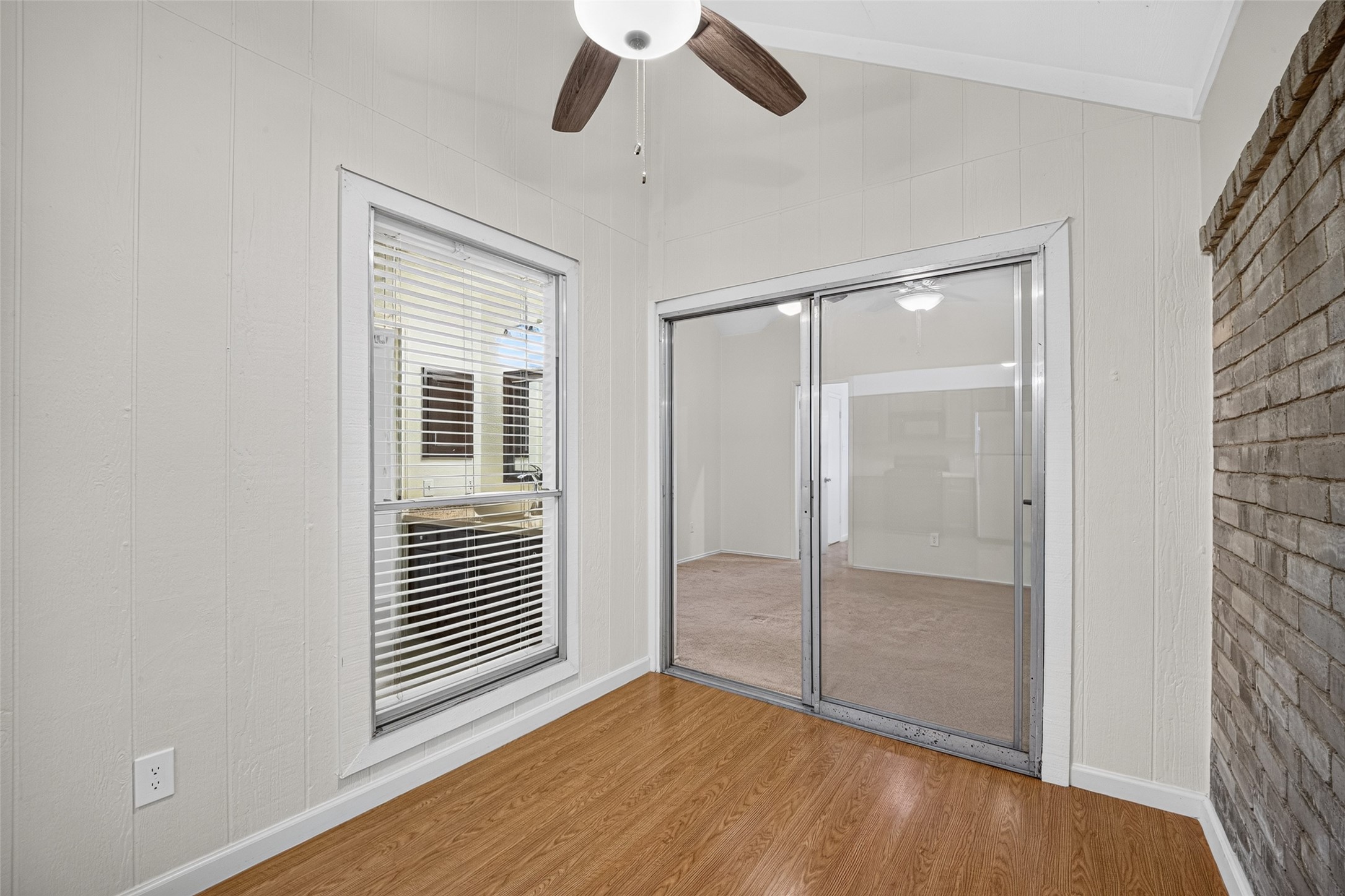 1220 Chelsea Lane Property Photo 17