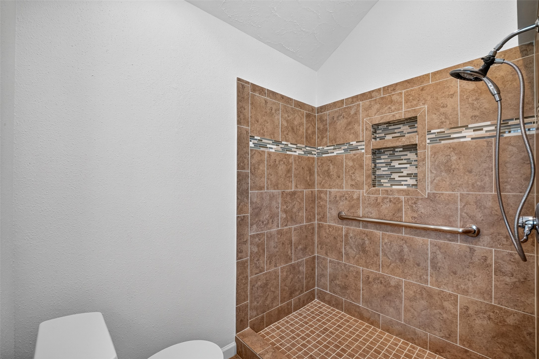 1220 Chelsea Lane Property Photo 23