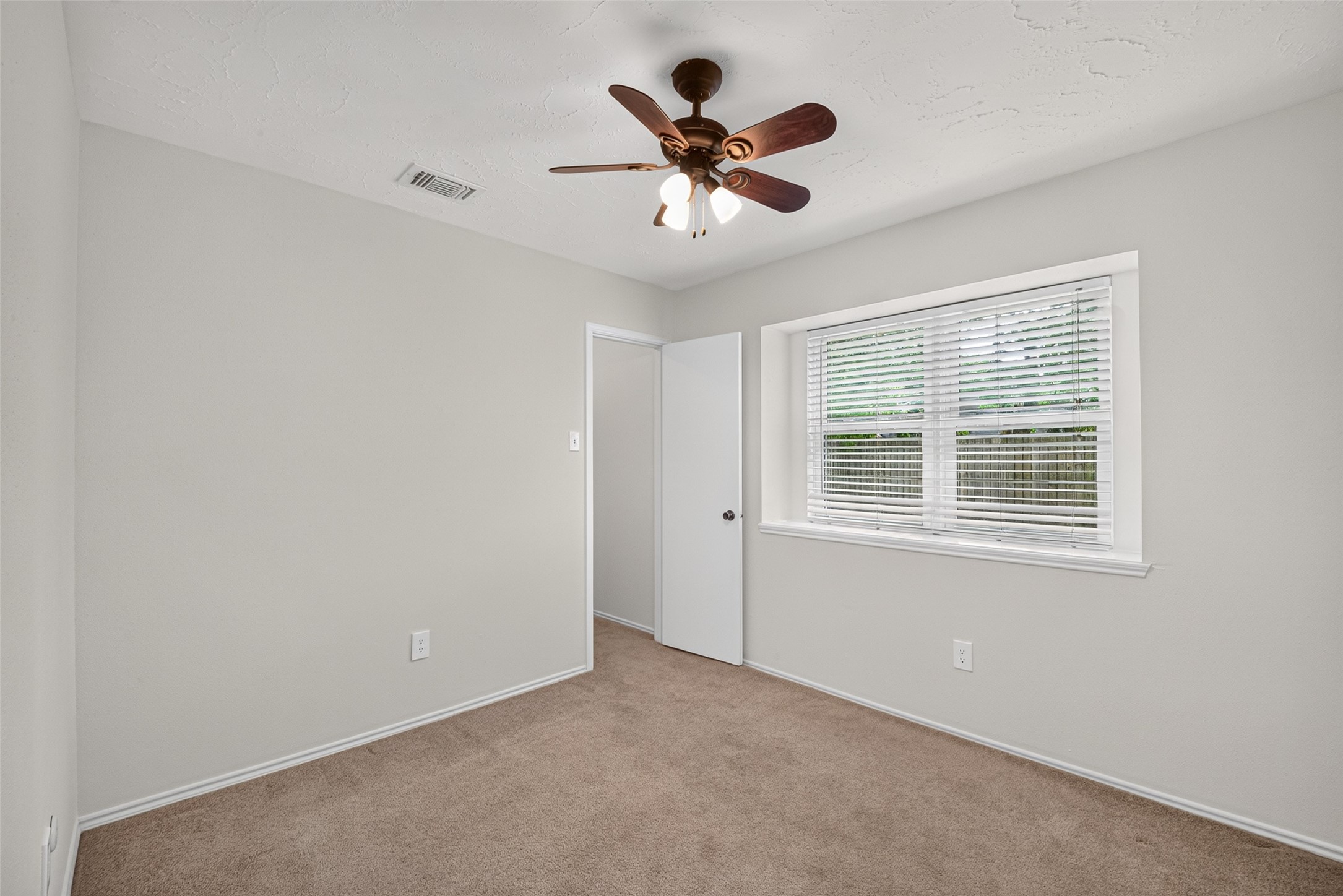 1220 Chelsea Lane Property Photo 27