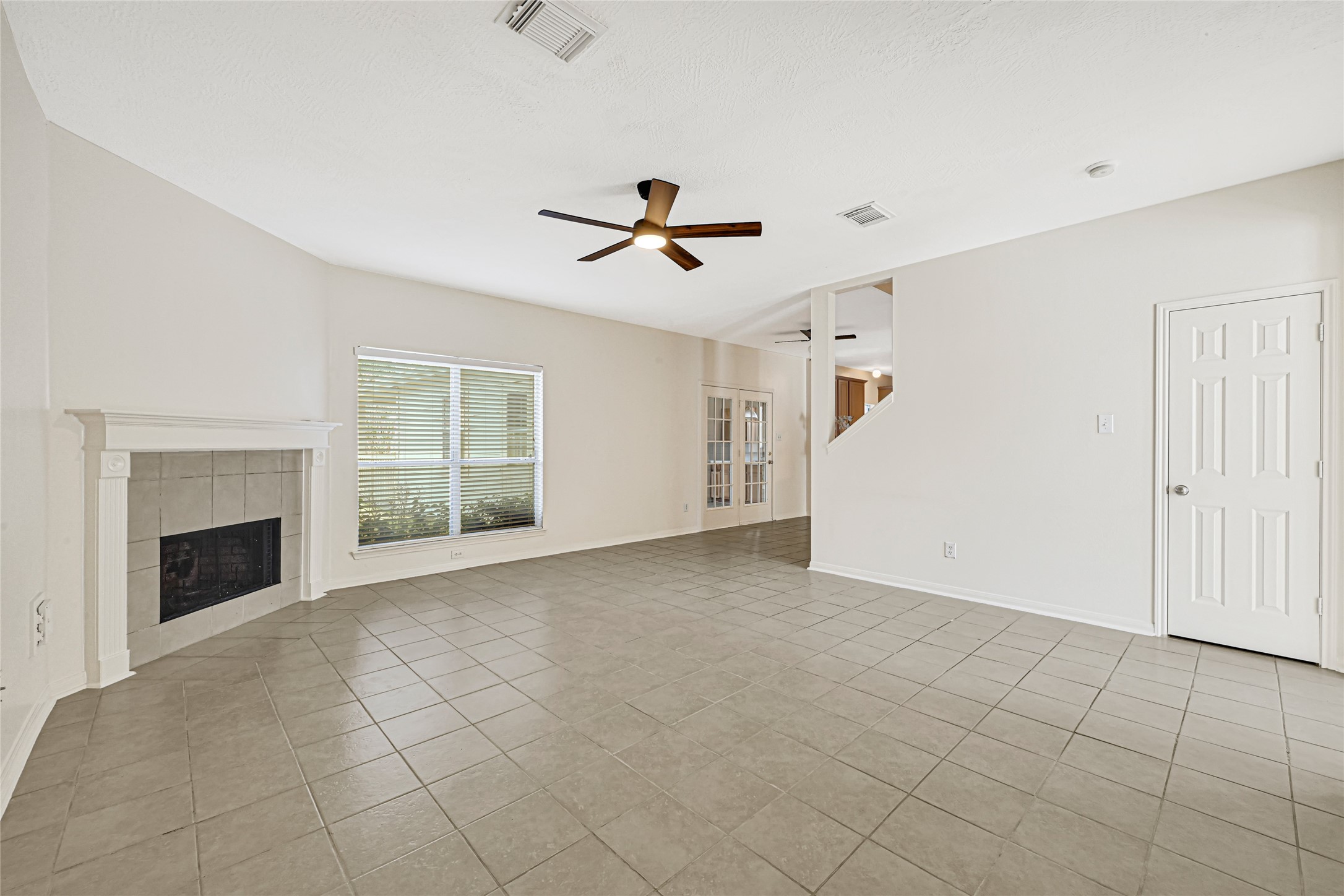 13803 Vickston Lane Property Photo 7