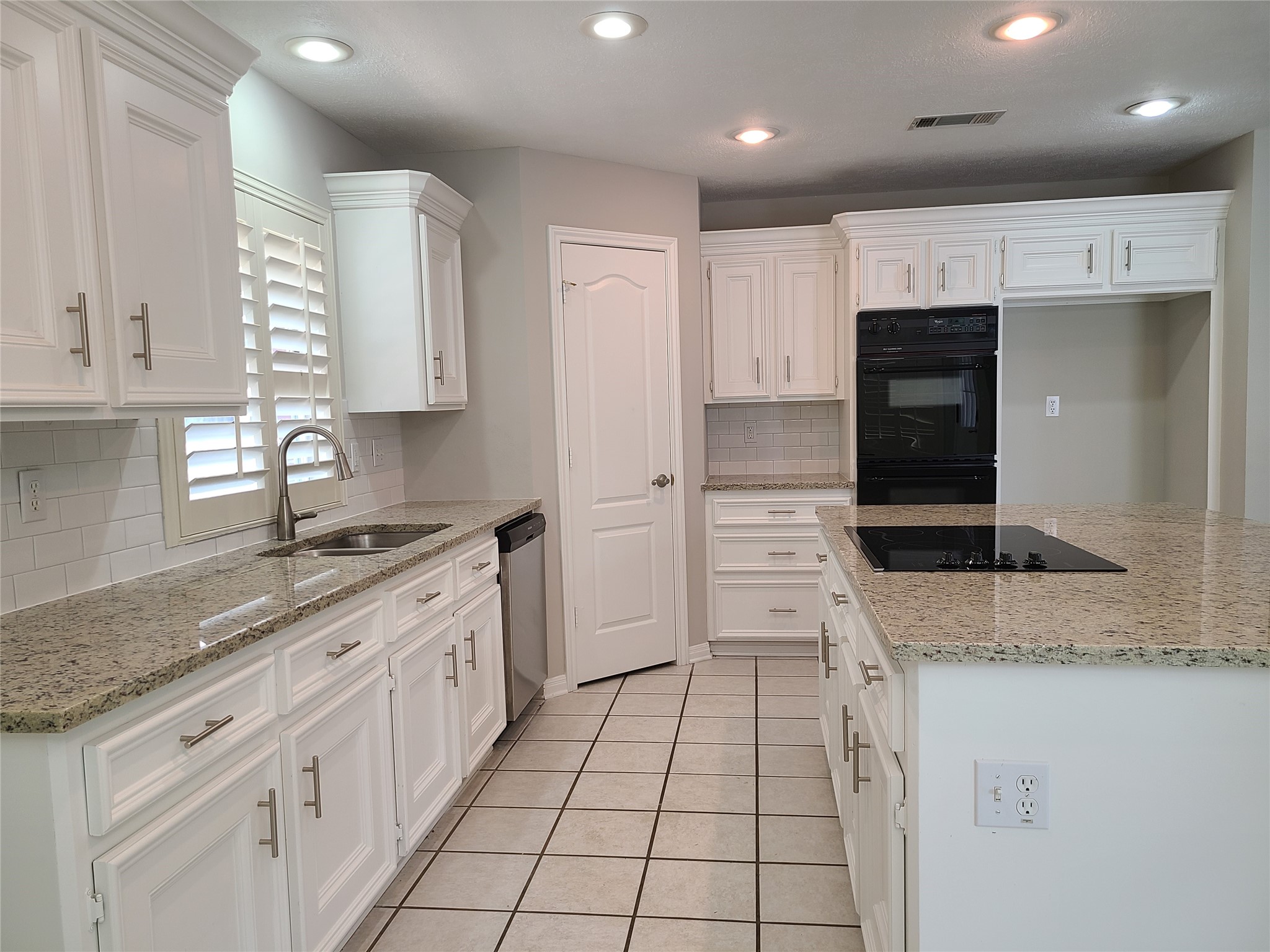 12311 Browning Drive Property Photo 13