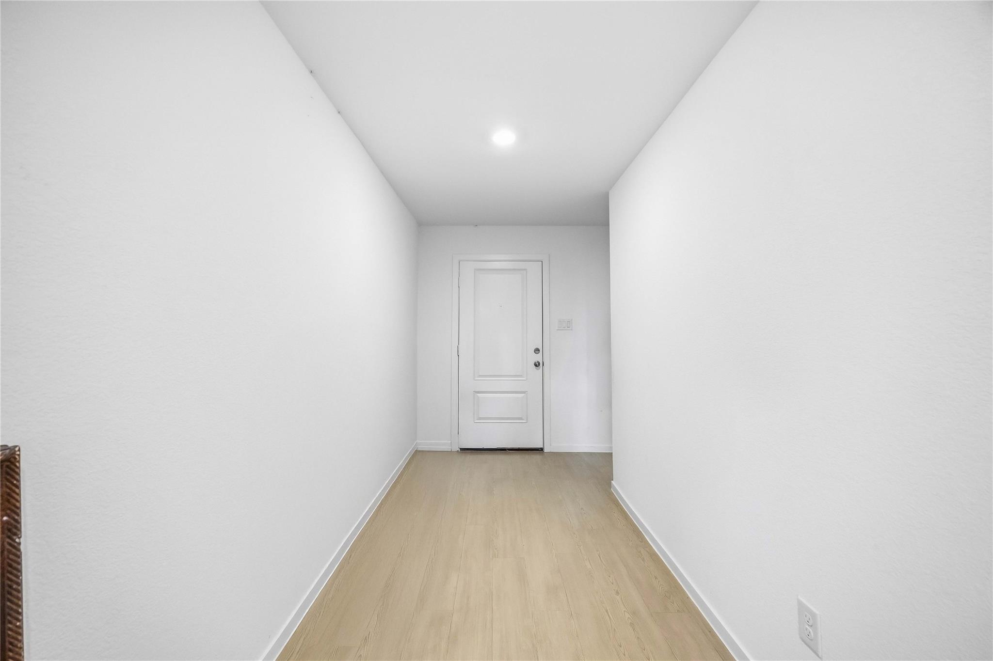 1146 Blue Stone Drive Property Photo 3