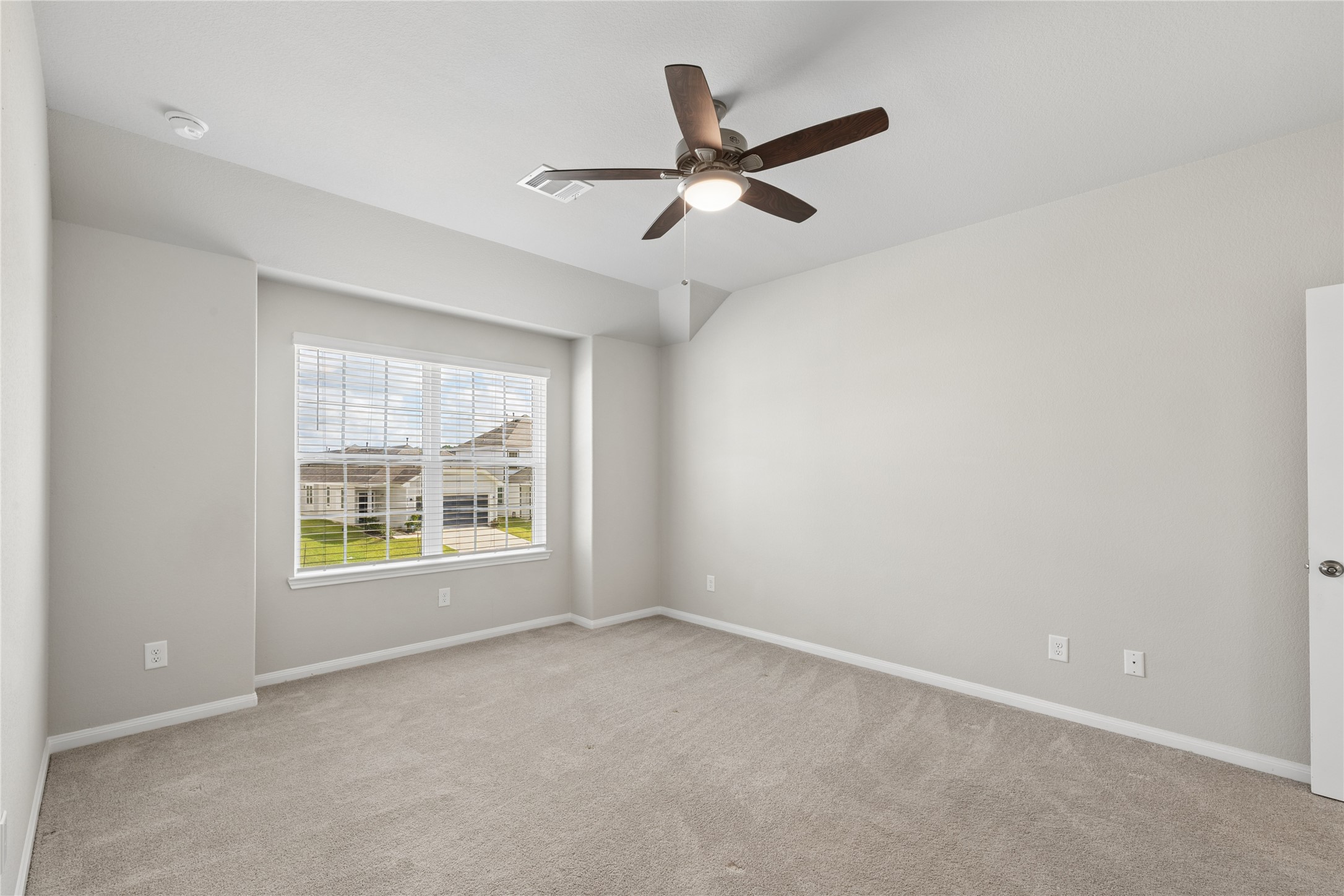 2425 Shellcracker Drive Property Photo 15