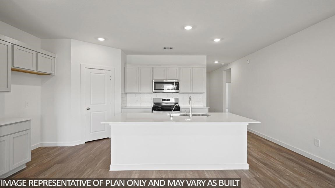 1028 Selene Sky Drive Property Photo 4