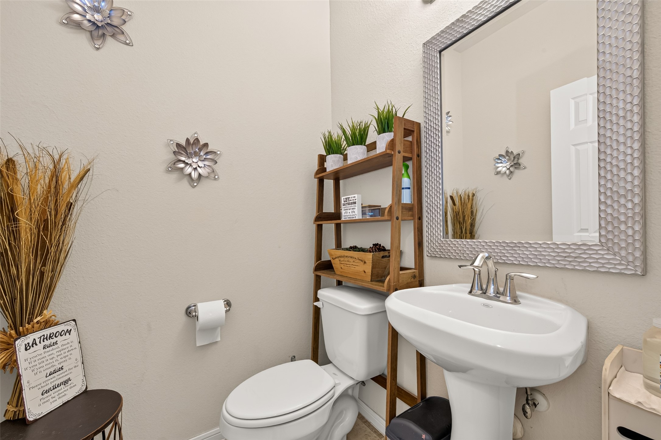 13526 Vista De Oro Street Property Photo 16